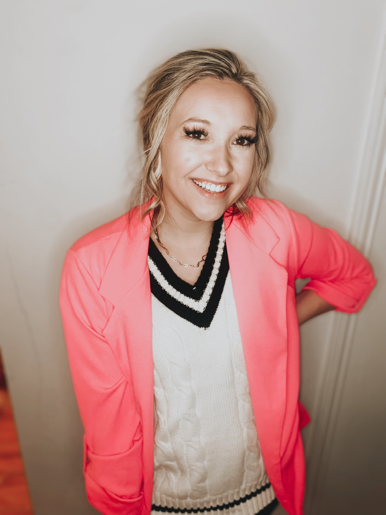 Can never go wrong with a blazer!

Pink, Amazon fashion, sweater, blazer outfit 

#LTKSeasonal #LTKBacktoSchool #LTKFind