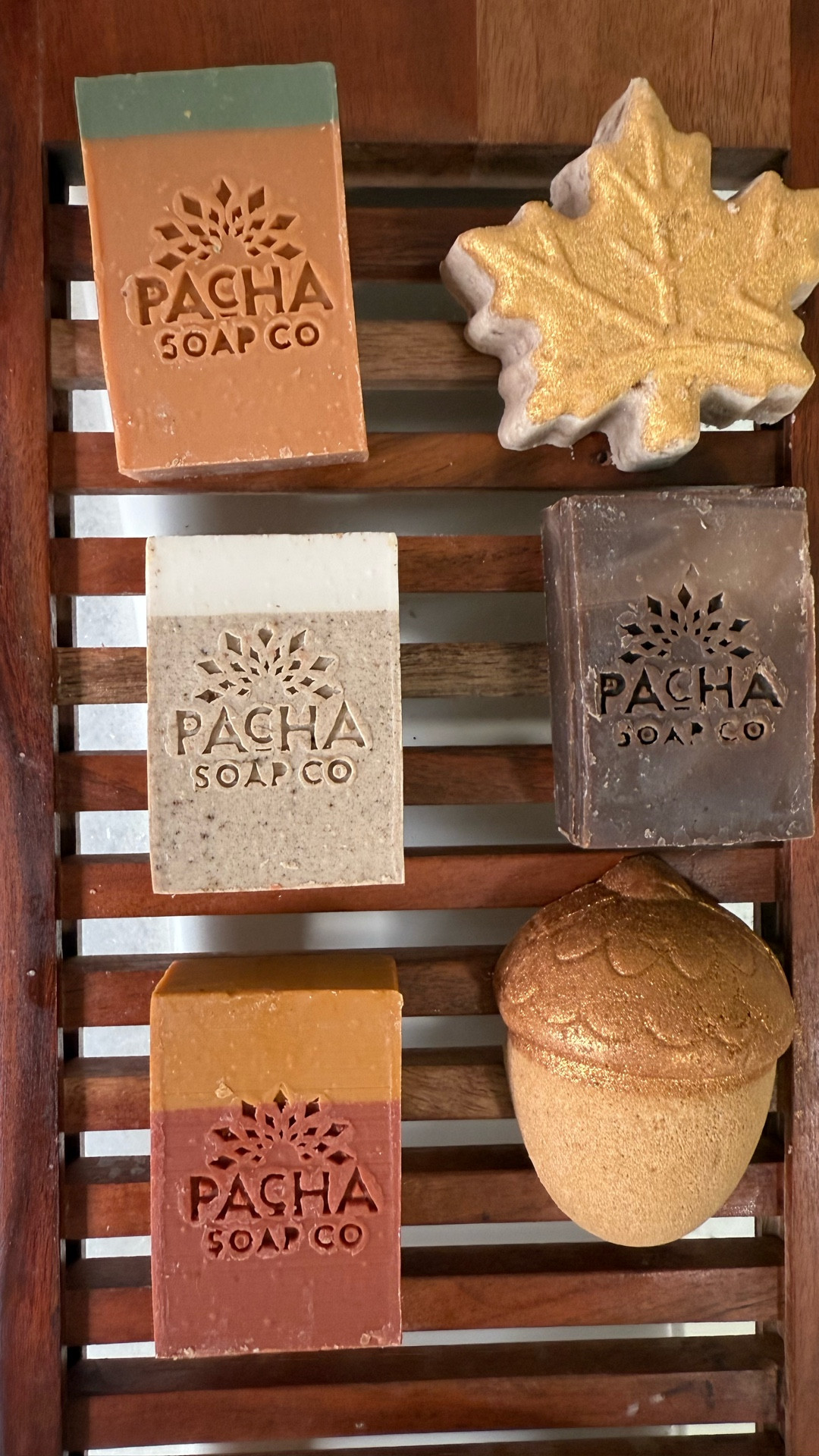 🍂 Fall scents = instant mood boost ✨
I’ve been loving these handcrafted soaps + bath bombs from @pachasoap—Pumpkin Spice, Farmhouse Cider, Caramel & Sea Salt, and Golden Chai. They smell like everything I love about this season (and they look so pretty in the bathroom too!).

🛁 Treat yourself (or gift them!) while the limited fall collection is still in stock. Linked here so you can grab your favorites ⬇️

#pachasoap #LTKbeauty #LTKhome #LTKfall

#LTKFallSale #LTKSeasonal