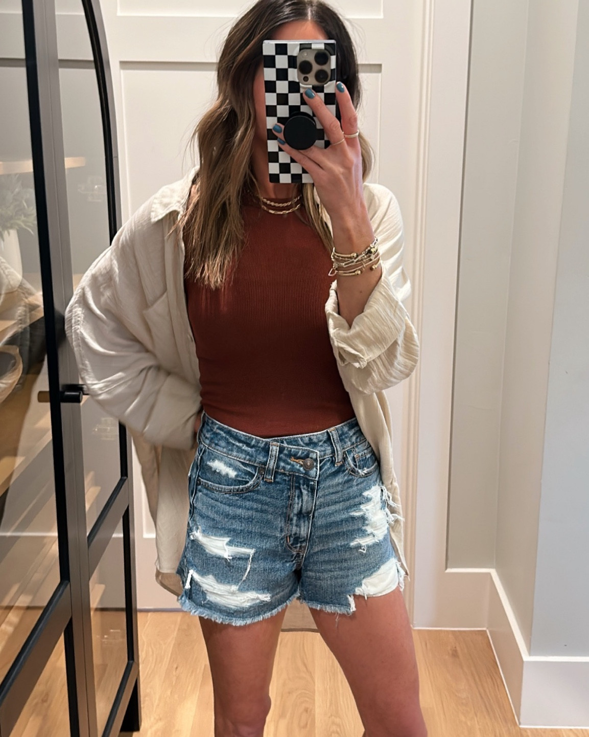 25% OFF these shorts and this top with code AELTK25 (ends on Sunday). 

#LTKunder50 #LTKtravel #LTKsalealert