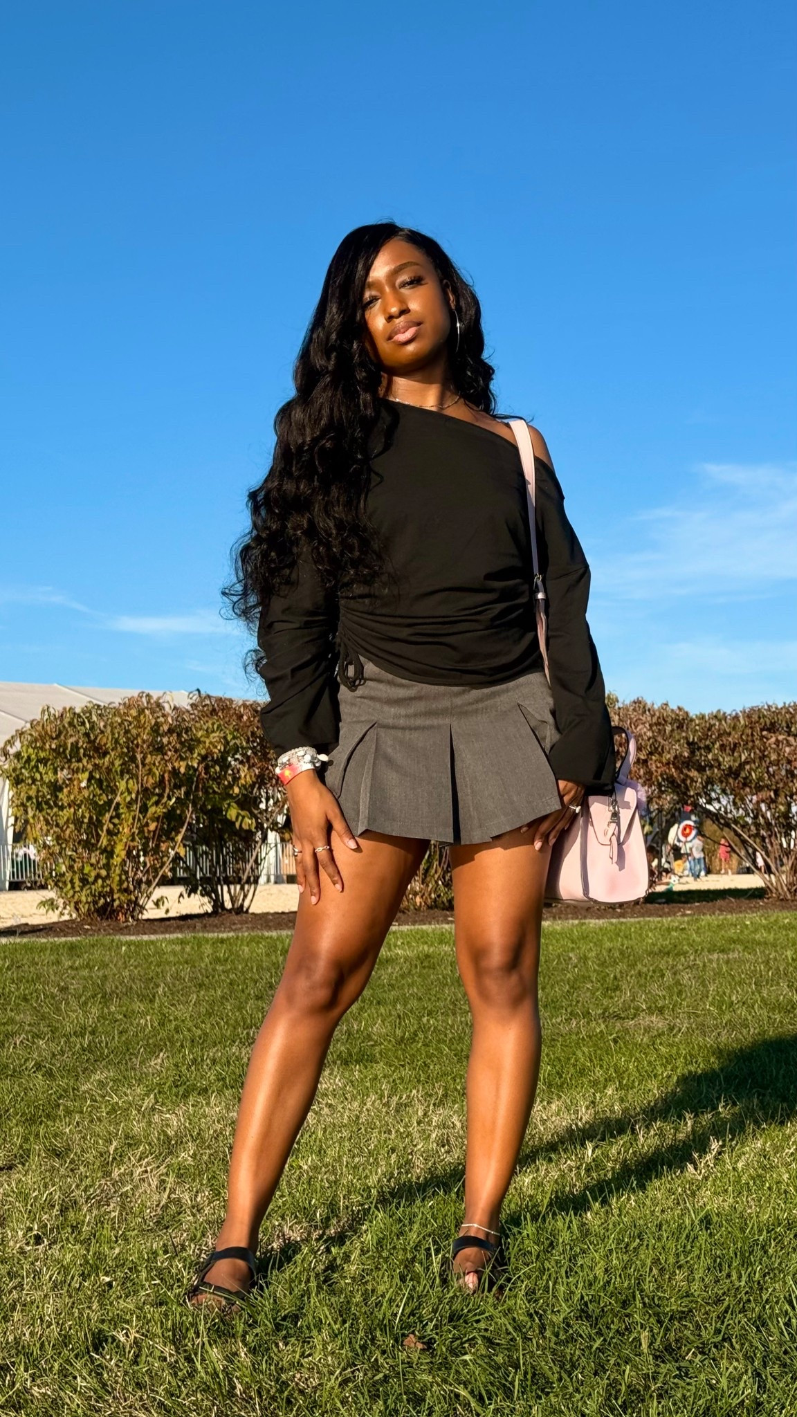This fall look is giving effortless chic 🍂 The Aveloria Affinna grey pleated mini skirt pairs perfectly with the Athîral asymmetric collar black drawstring top — comfy, stylish, and easy to dress up or down.
Size = small

#falloutfit #autumnstyle #pleatedminiskirt #blacktop #neutraloutfit #fallfashion #chicoutfit #ootdfall #ltkfashion #ltkinspo #minimalstyle #streetstyle #falloutfitideas #ltkfallfashion

#LTKStyleTip #LTKFindsUnder50 #LTKFindsUnder100
