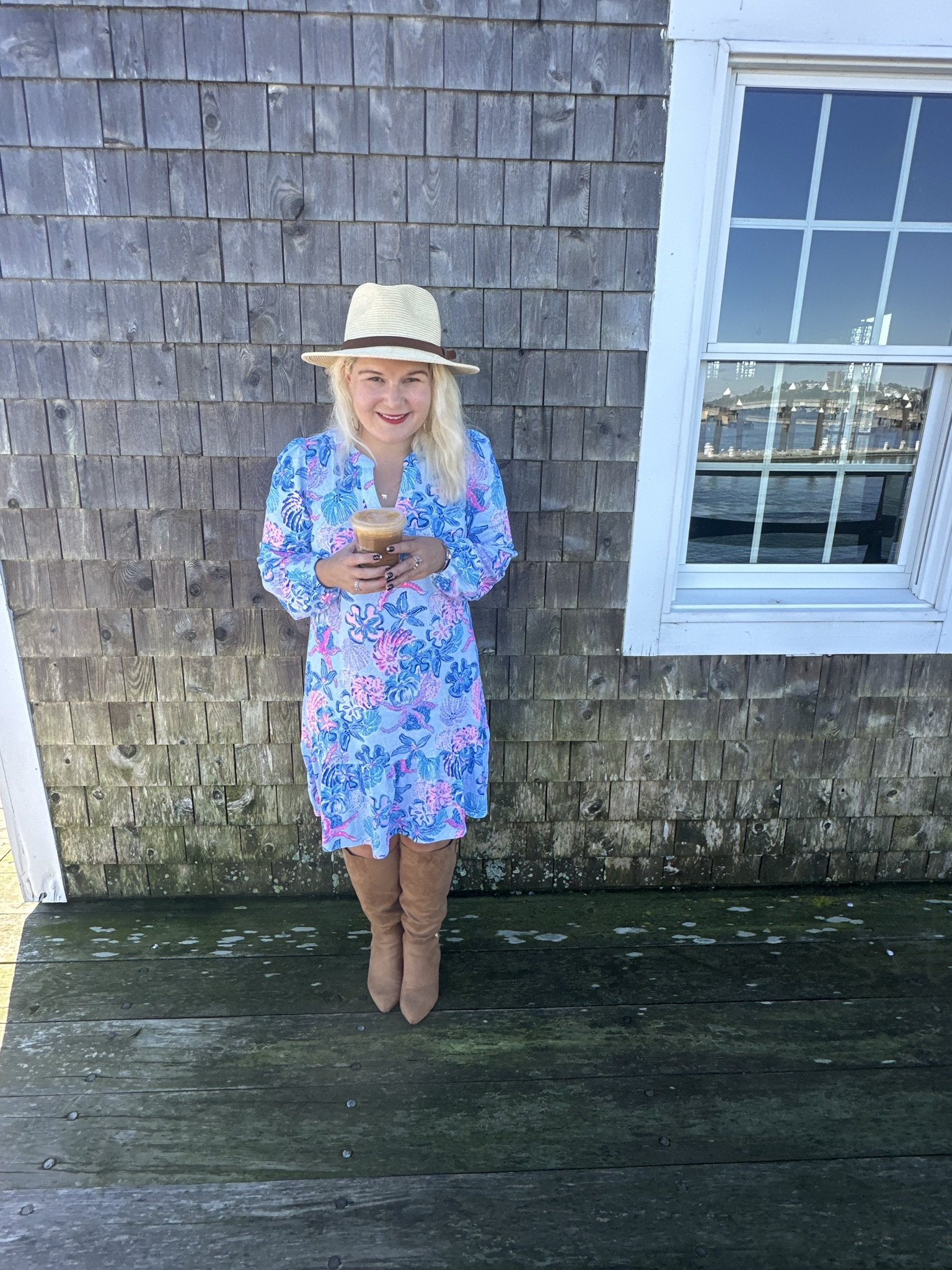 Lilly Pulitzer has some great summer to fall looks. Just switch out the sandals with boots.

#LTKootd #LTKPetite #LTKWorkwear