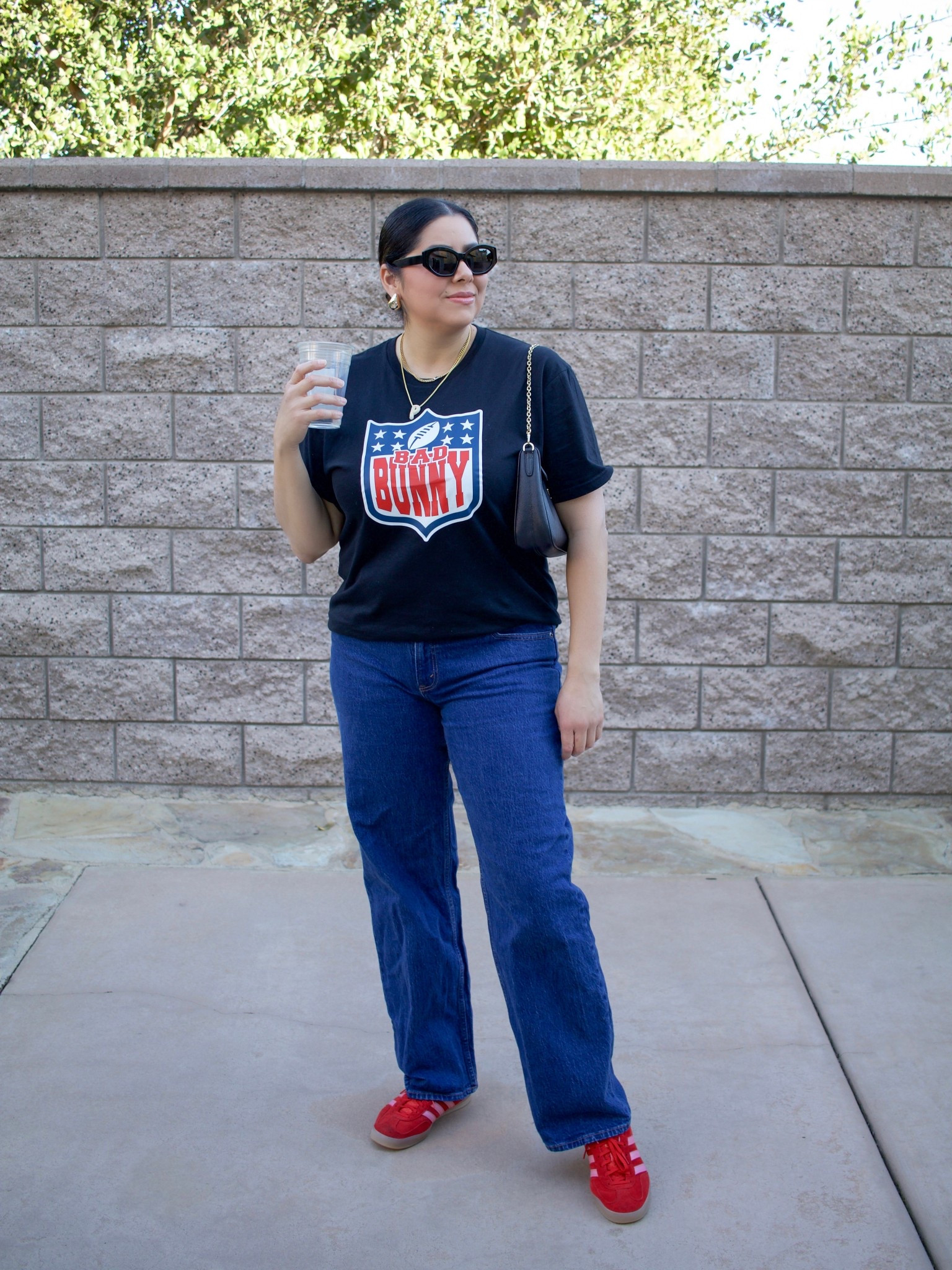 Dark wash denim with red adidas sneakers

#LTKSaleAlert #LTKootd #LTKMidsize