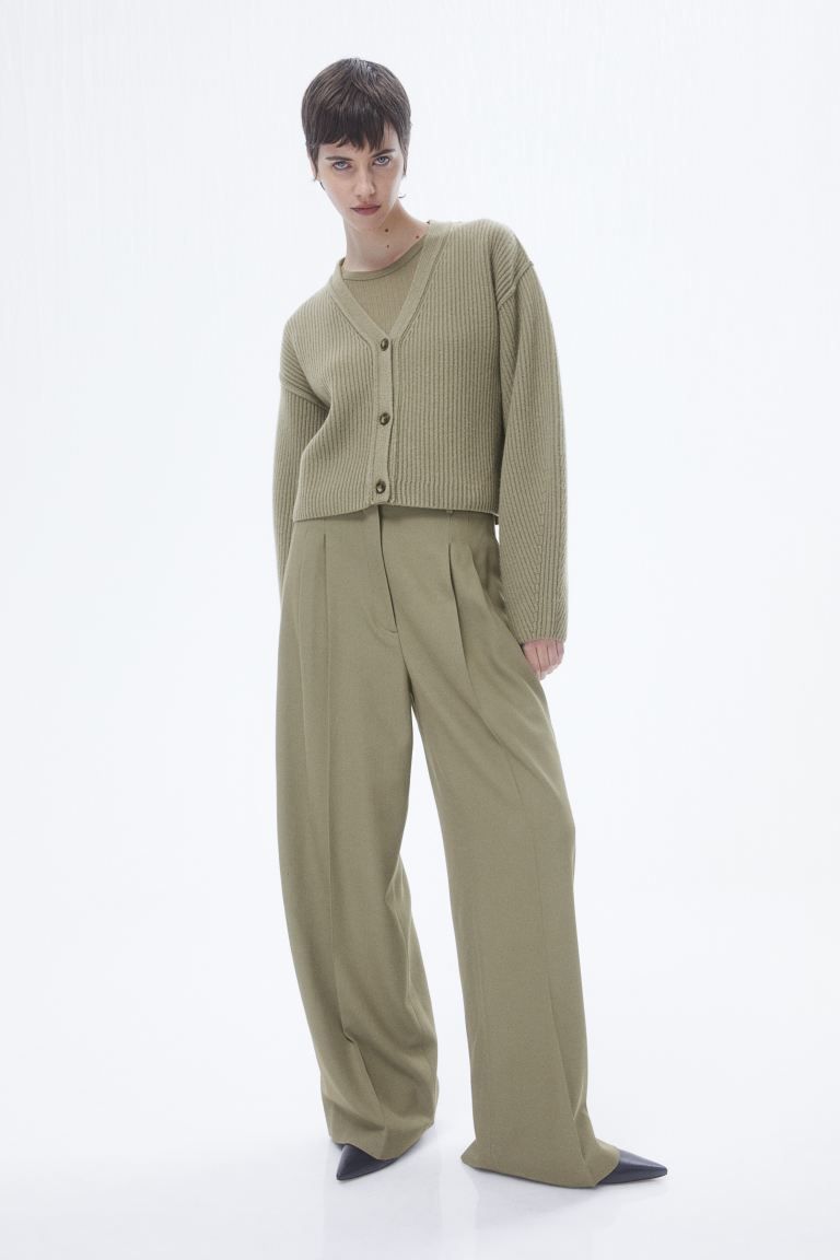 Cashmere-blend cardigan | H&M (UK, MY, IN, SG, PH, TW, HK)