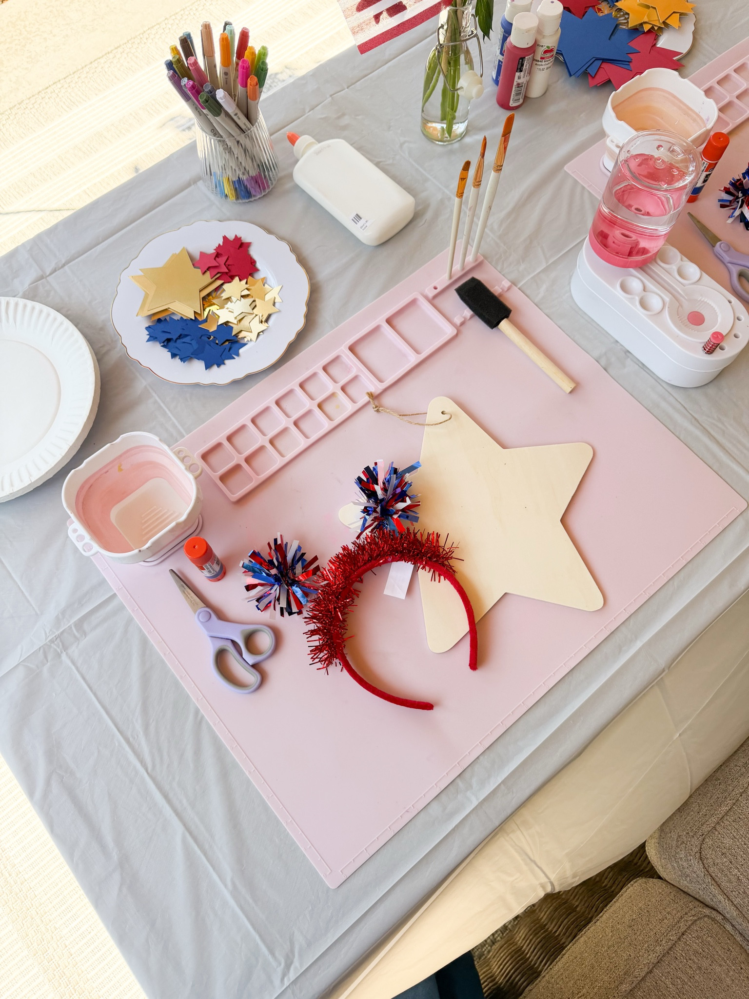 Amazon Prime Day - SILICONE PAINTING MAT! We did some fun July 4th crafts