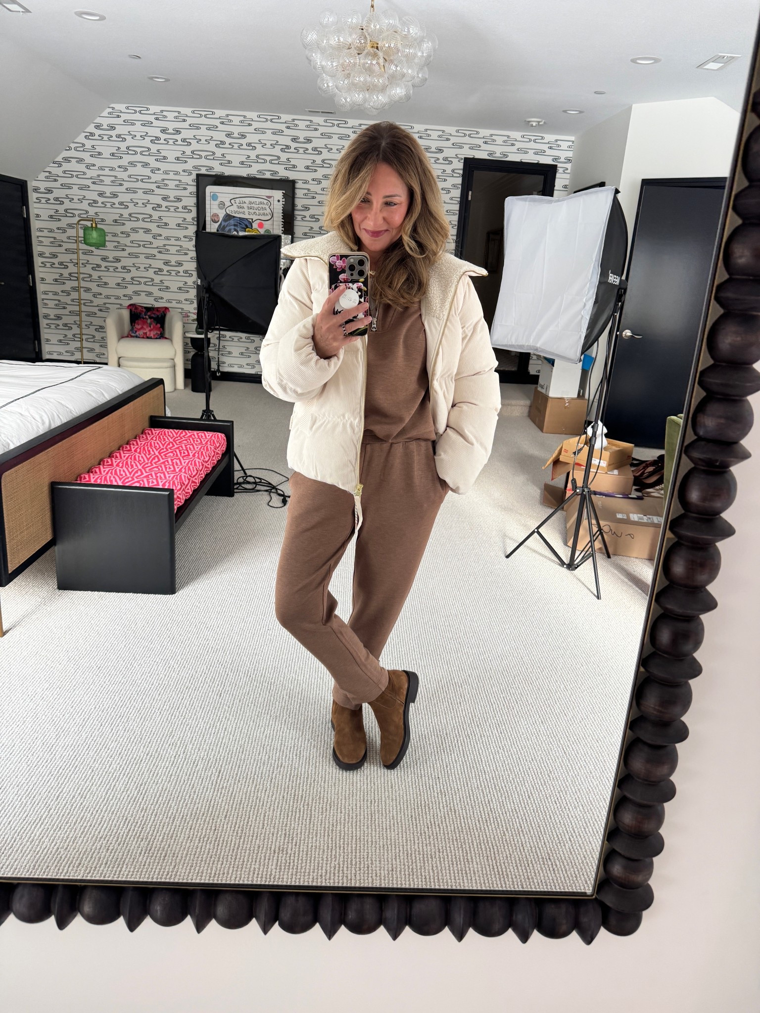 I wore this comfy set the first day I arrived home to meet girlfriends for lunch. It let me feel sort of put together, even though I was severely jetlagged and craving comfort. Someone at lunch stopped to ask me about the set so I think it’s a good one. I do think the top may be limited quantity. But the entire brand is amazeballs and makes the softest sweats ever. So I know you’ll find something you love.

#LTKdayinmylife #LTKootd #LTKmomlife