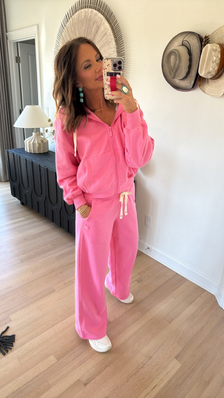 walmart sweat set 💗

#LTKSaleAlert #LTKBeauty #LTKootd