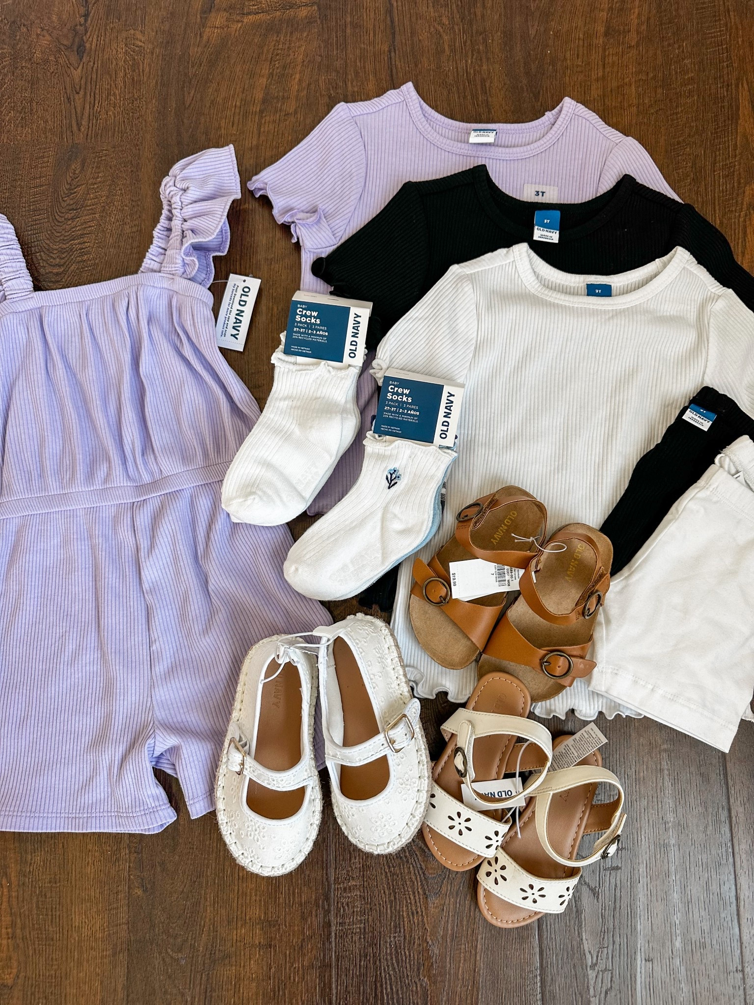 A few toddler basics that we will be loving this summer! ☀️🍃👒🌻🌅🏝️

Toddler Girl | Toddlerhood | Toddler Ootd |Toddler Style | Mini Me | Basics | 

#LTKKids #LTKSaleAlert #LTKFamily