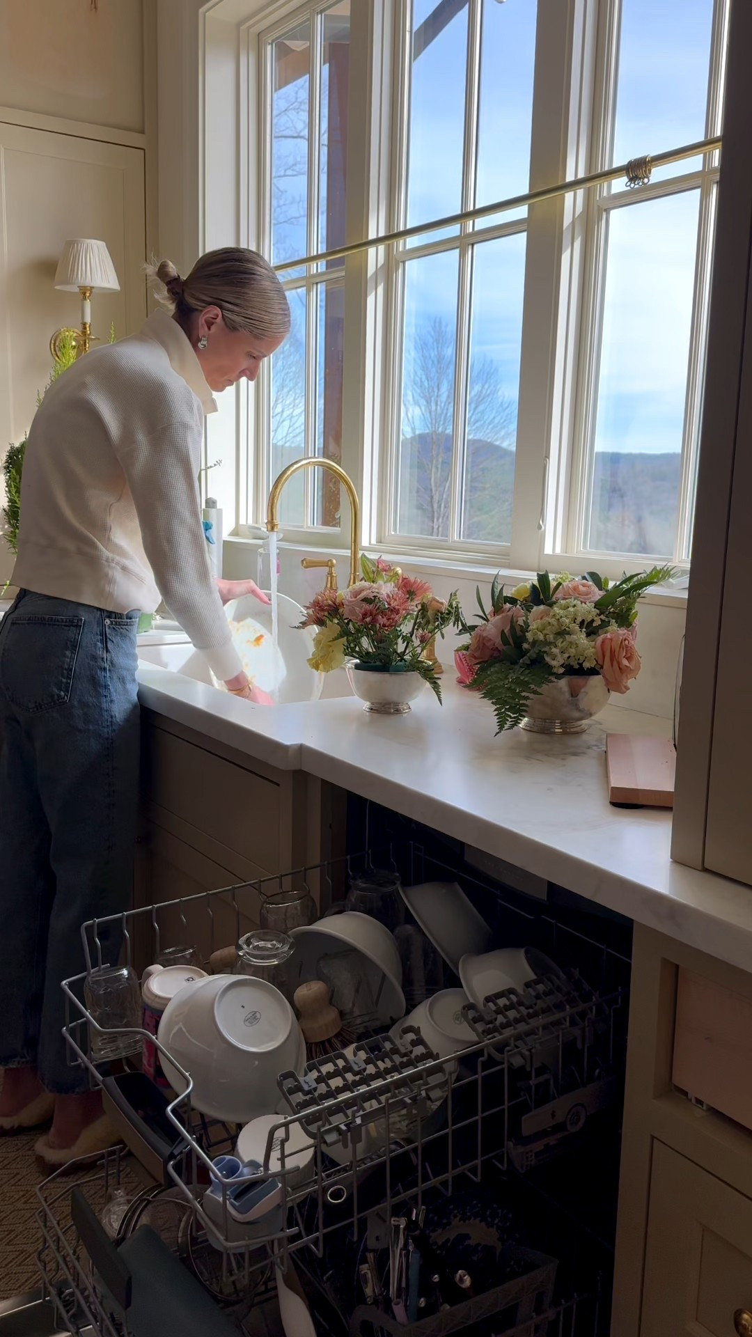 Monday cleanup post Thanksgiving wknd 

#LTKOver40 #LTKSeasonal #LTKdayinmylife