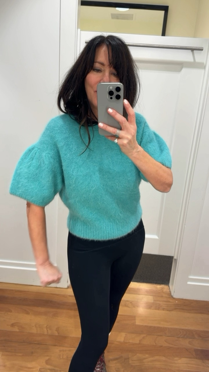 Cyber Monday sale 40% off this sweater is adorable. I loved all three colors but settled on the turquoise. And don’t forget the spanks are also on the cyber sale and they fit amazing. I’m wearing a medium in both items. I could’ve worn a small in the sweater, butthey were sold out and the medium is just fine.