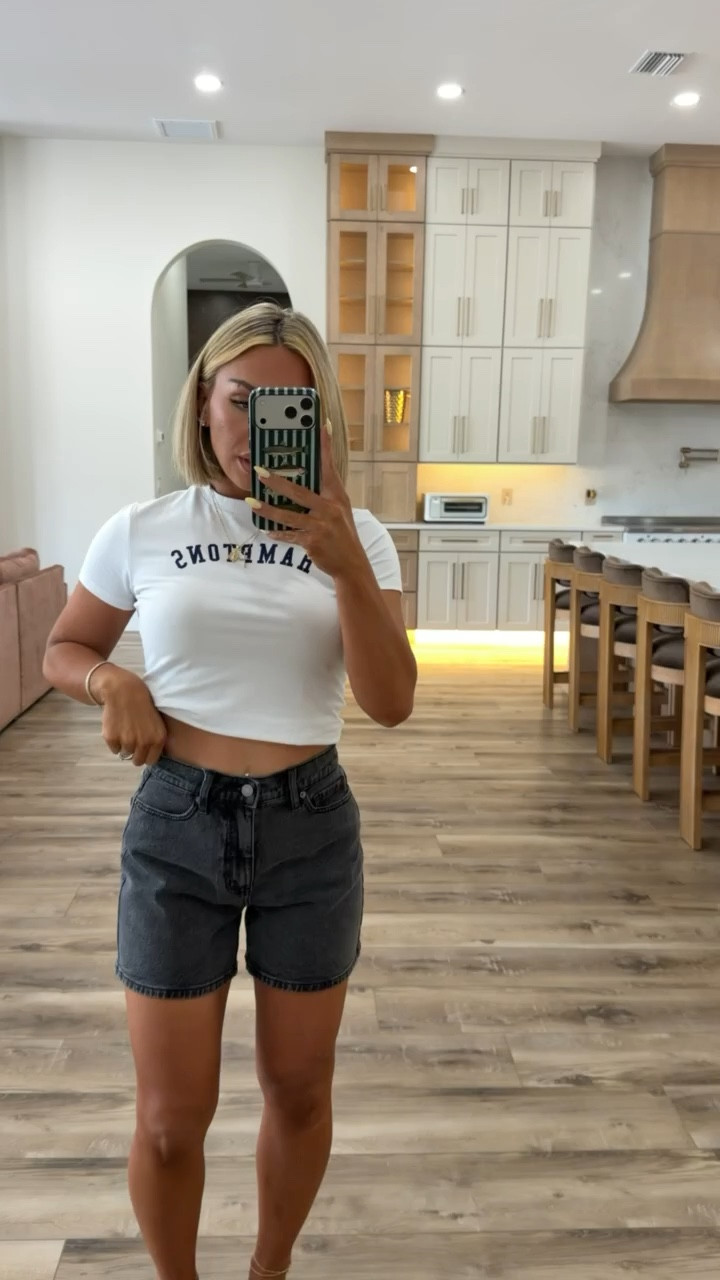 Type SHOP, these Walmart shorts are under $18. I’m wearing a size 2 so I say they run through two size and in the dark and a wash I sized up to a four for a more loose oversized fit. These look identical to a pair of Abercrombie shorts. #walmart #shorts #denim #momstyle