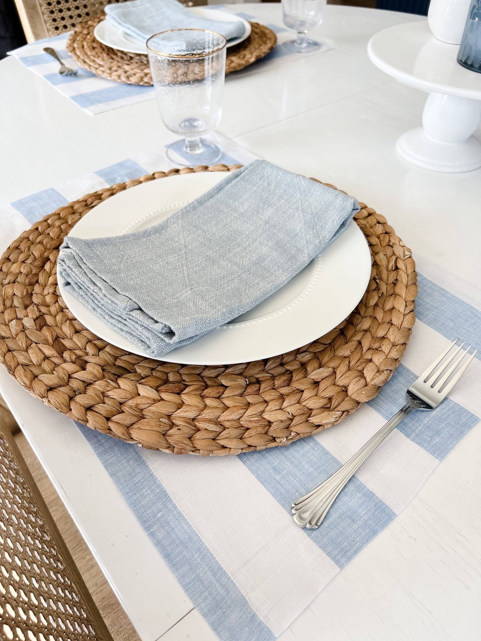 Get the perfect coastal tablescape with some blue and white decorative pieces! They're so classy to look at.
Dinner party, hosting, tableware, table setting, hostess essentials, table design

#LTKSeasonal #LTKFindsUnder50 #LTKHome