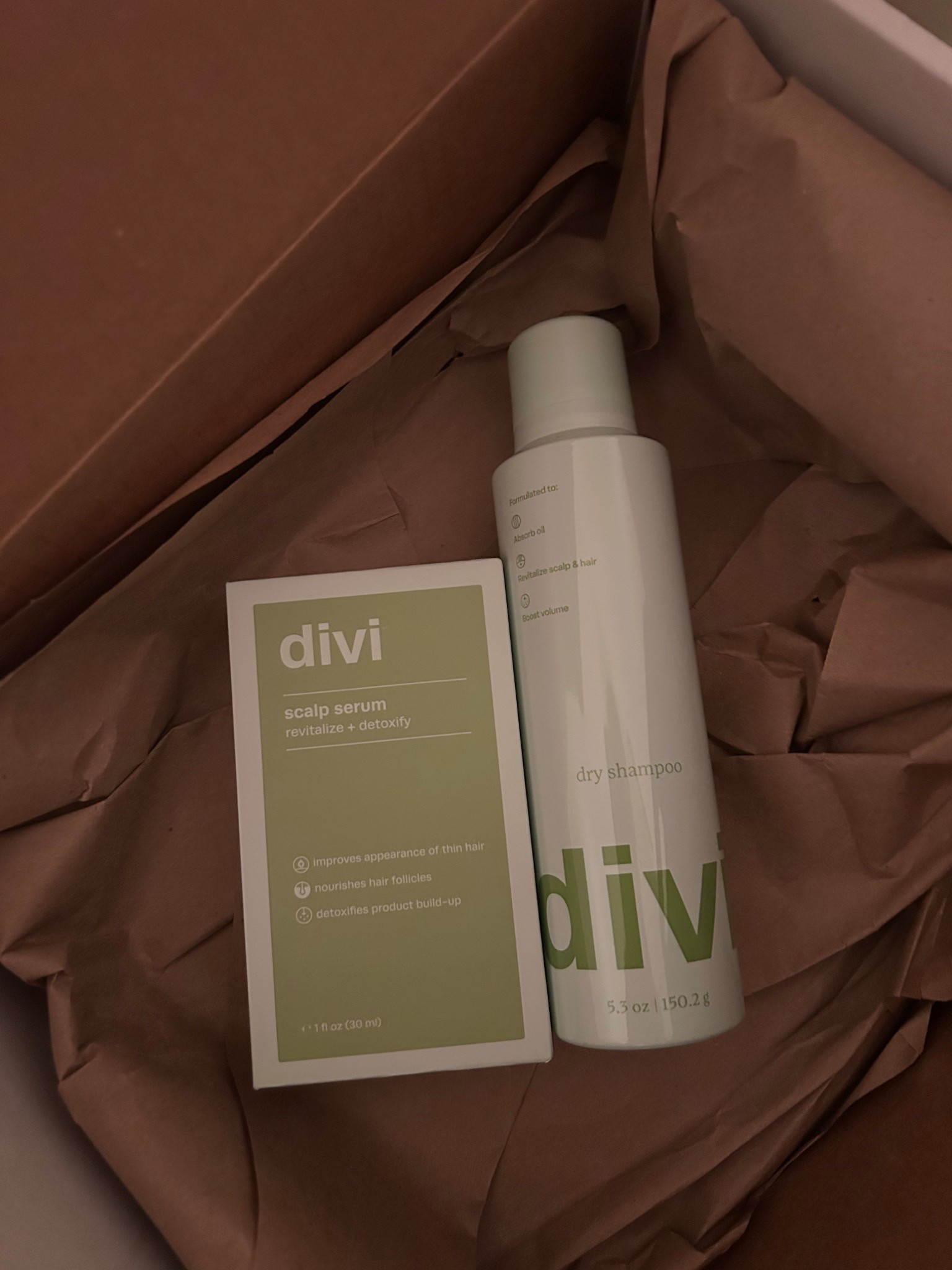 Truly the only dry shampoo that works on my hair 🤎 25% off bundle 🍂

#LTKdayinmylife #LTKootd #LTKmorningroutine