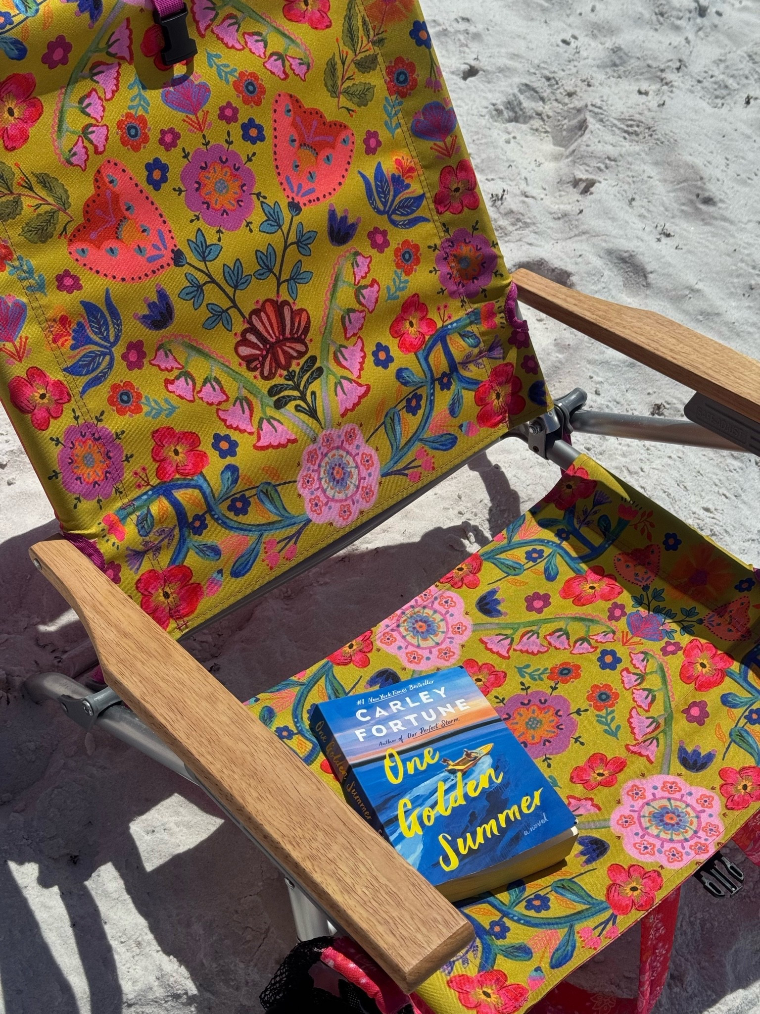 Cutest beach chair ever 🏖️🌼

#LTKSwim