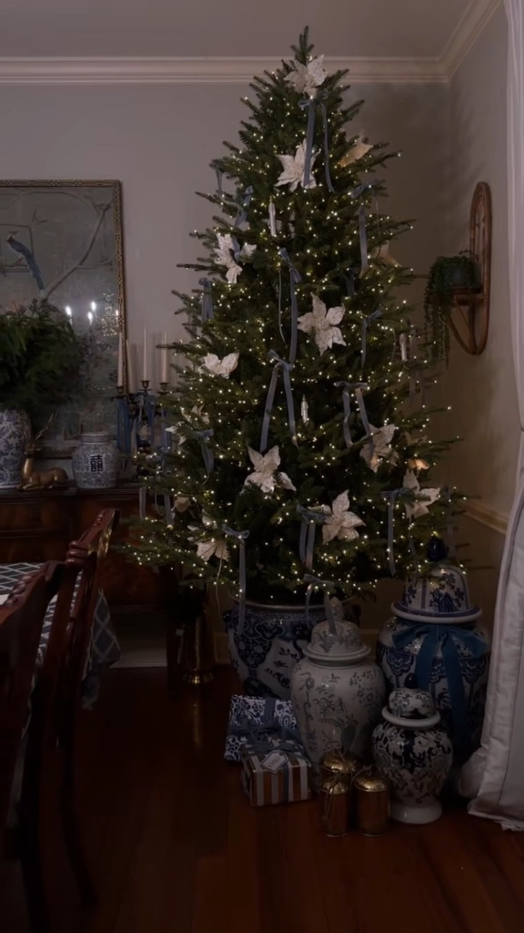 Christmas tree

#LTKSeasonal #LTKHoliday #LTKHome