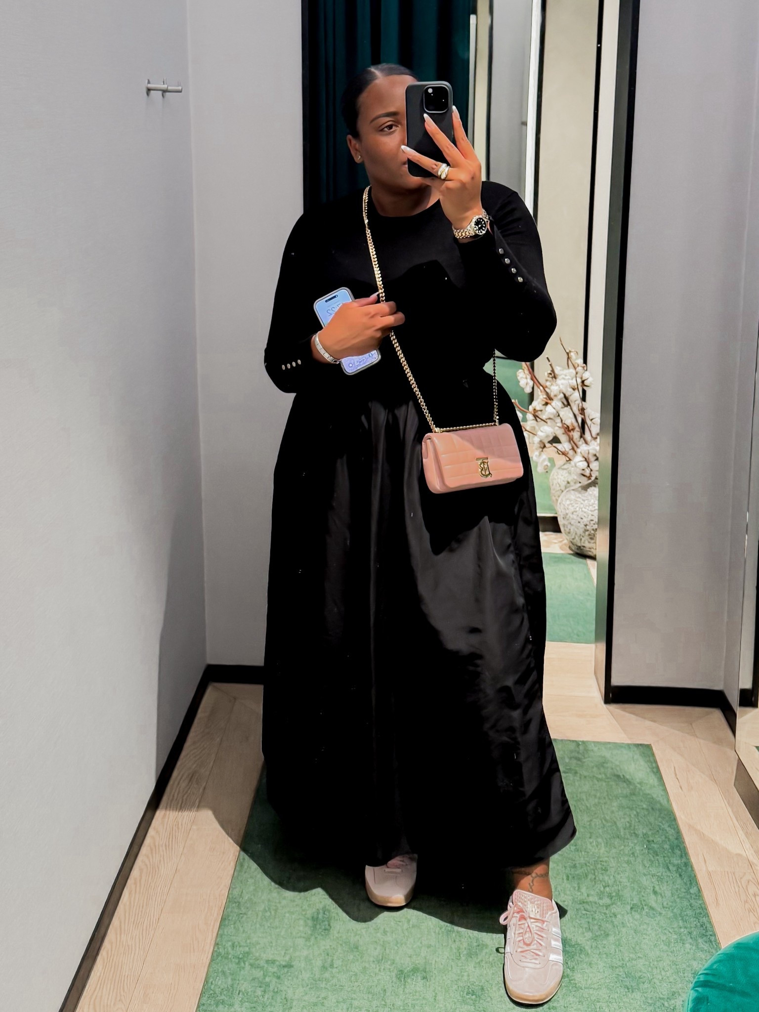 A simple work outfit with a pop of colour added in for good measure! Despite the maxi poplin skirt, the balance of proportions still gives it a nice balance!

Office outfits / work outfits / all black outfits

#LTKspring #LTKuk #LTKworkwear