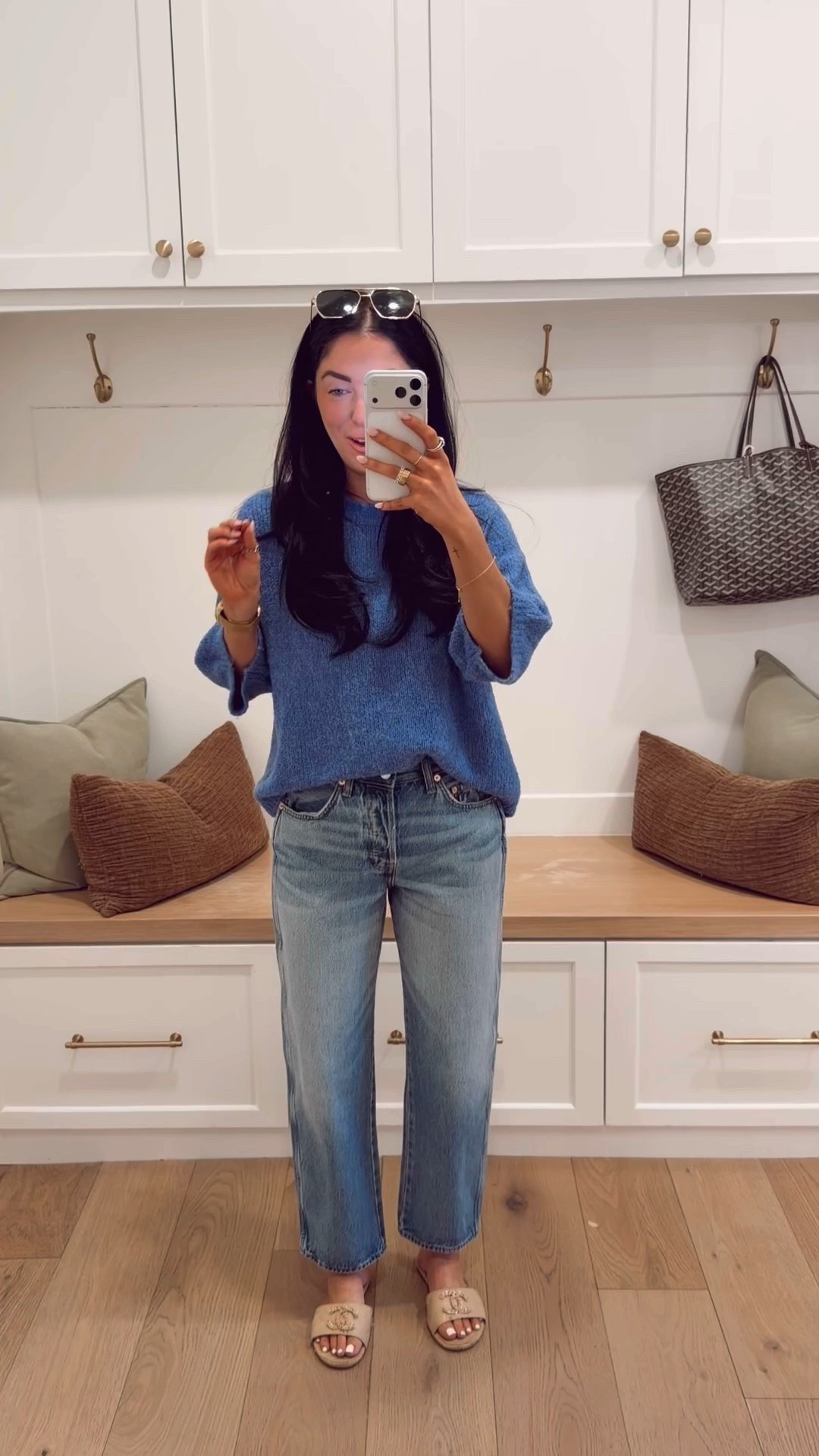 I’m in a size 4! I could have done a 2 but live the baggy fit! 