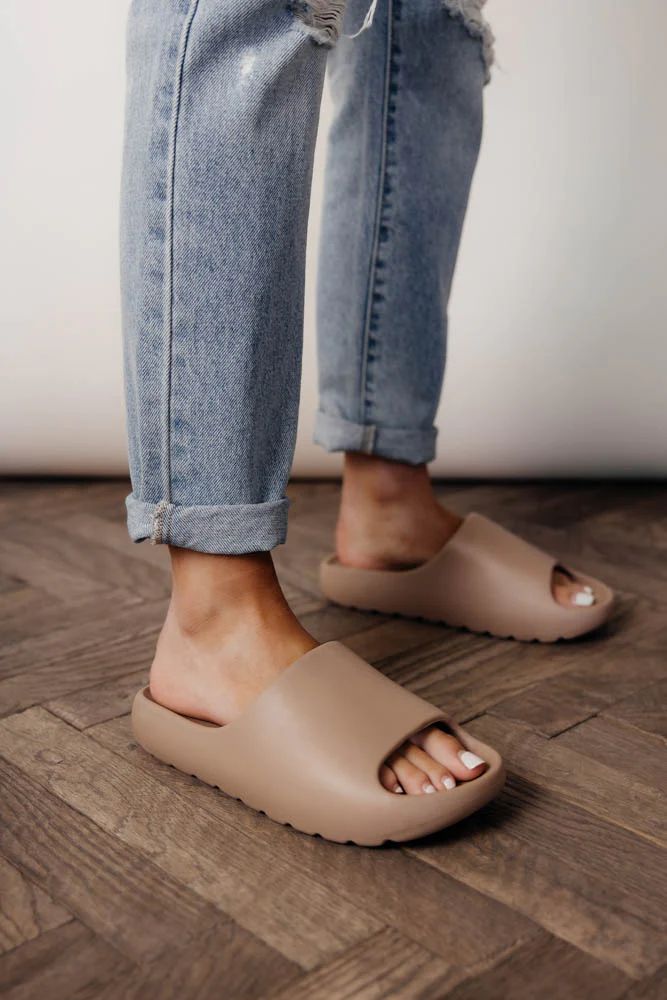 Wyatt Sandals in Taupe- FINAL SALE - böhme | Bohme