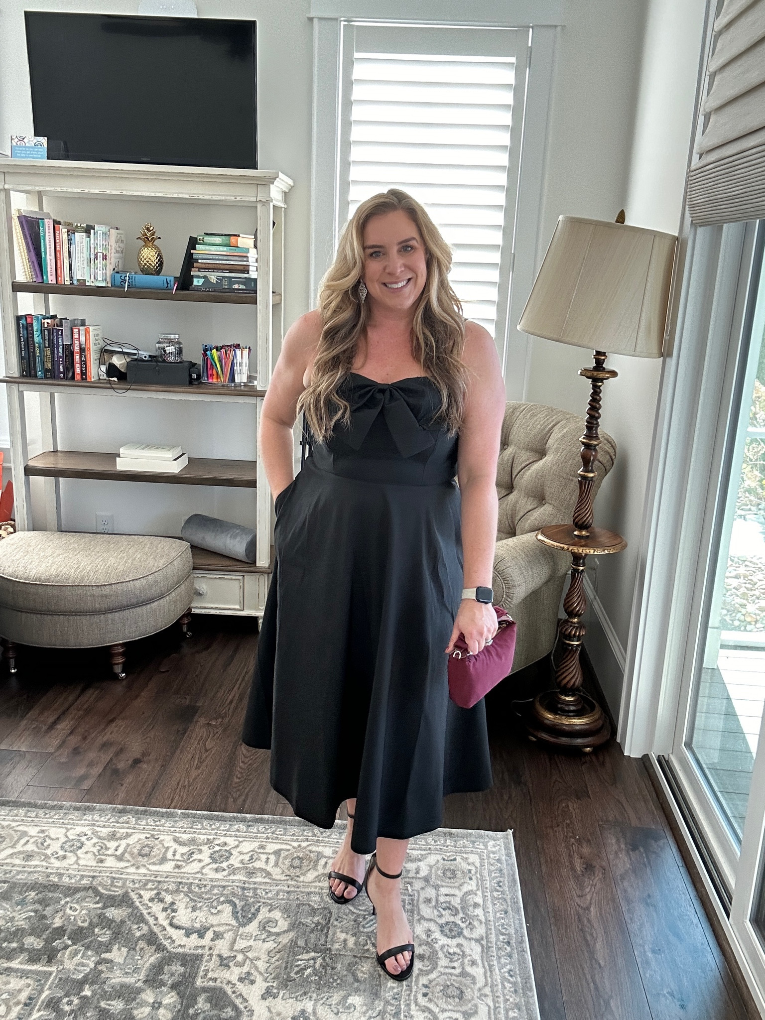 Y’all already know I love this dress. Bow dress, with pockets- double win! 

#LTKMidsize #LTKHoliday #LTKFindsUnder50