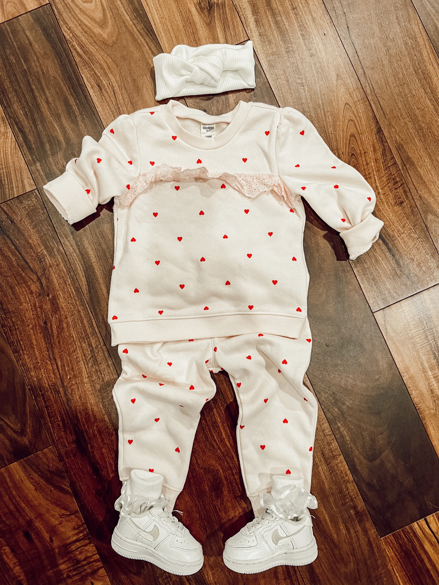 The sweetest little girl Valentines outfit 😍 #valentines #target

#LTKkids #LTKfit #LTKunder50