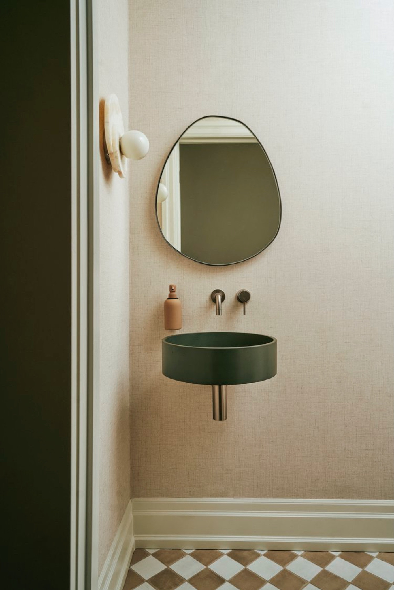 PROJECT LAUDER
Powder Room

#LTKhome 

#LTKstyletip