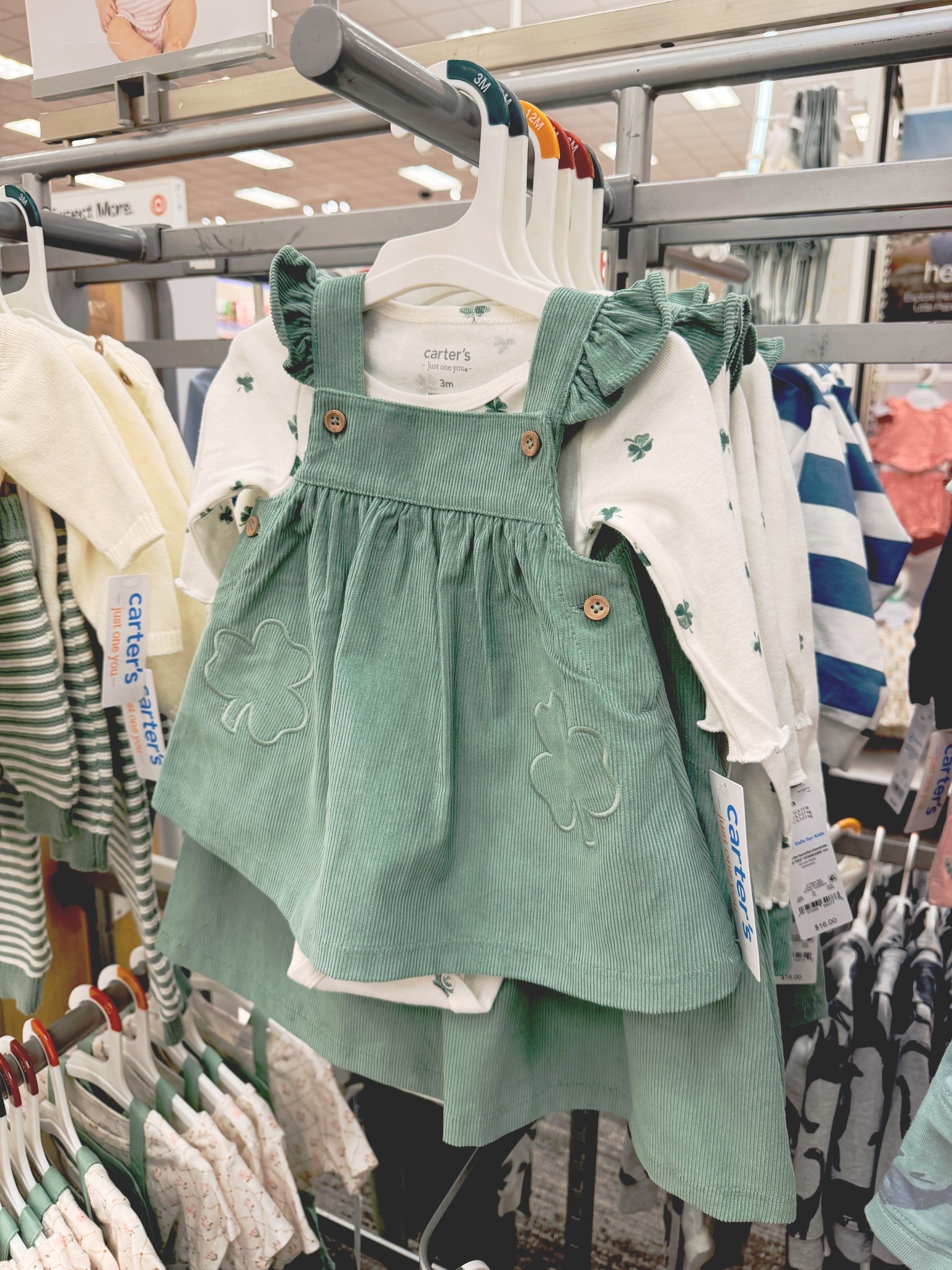 little lucky shamrock 🍀

st. patrick’s day | st patty’s day | green baby girl outfit | green baby dress | holiday outfit 

#LTKBaby #LTKKids #LTKSeasonal
