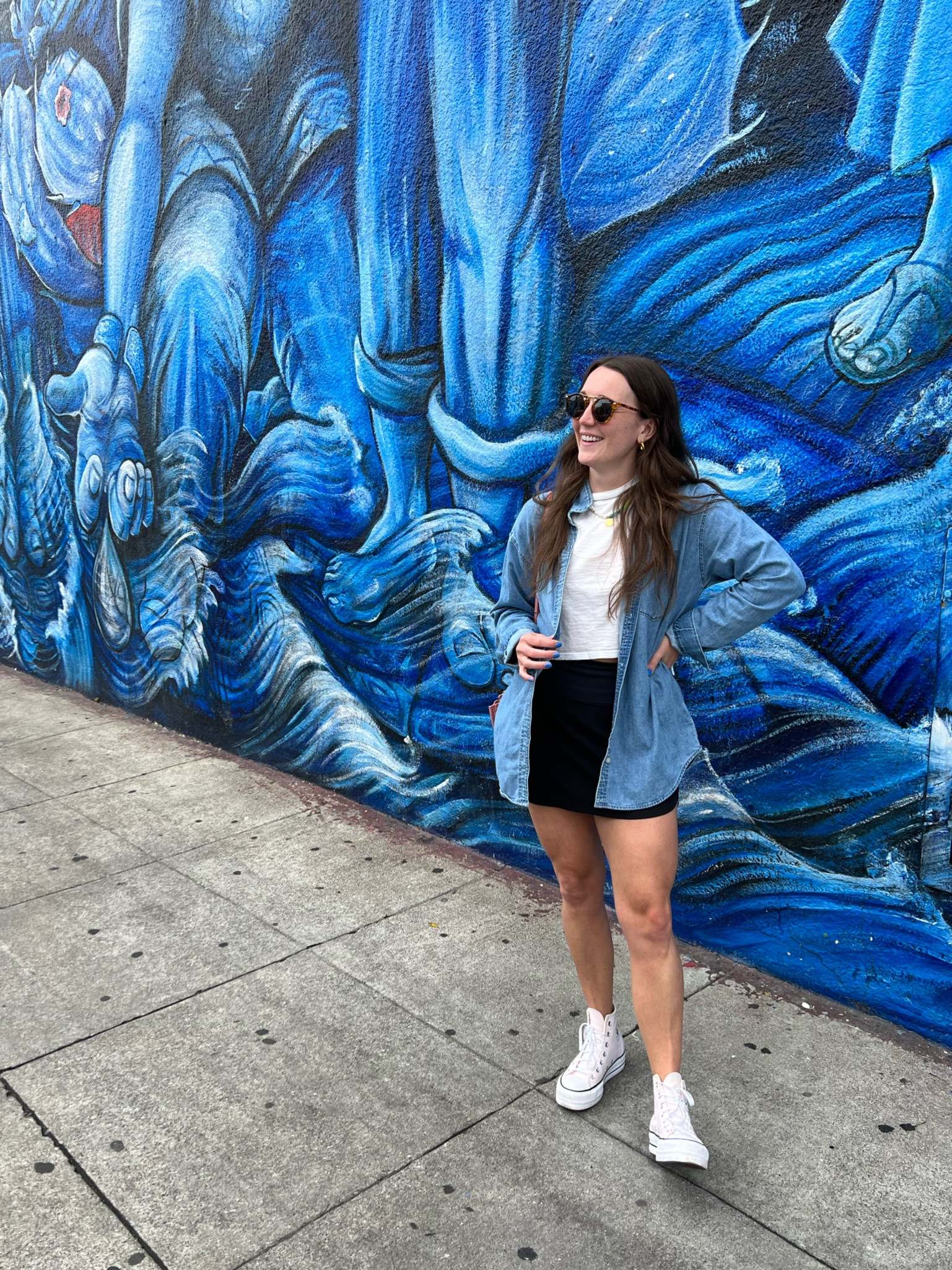 Day 13 of 30 of me getting dressed with things in my closet. Traveling back across the country today so a different variation of this season’s travel outfit. Linking exact of everything - been loving this Athleta skort for years!