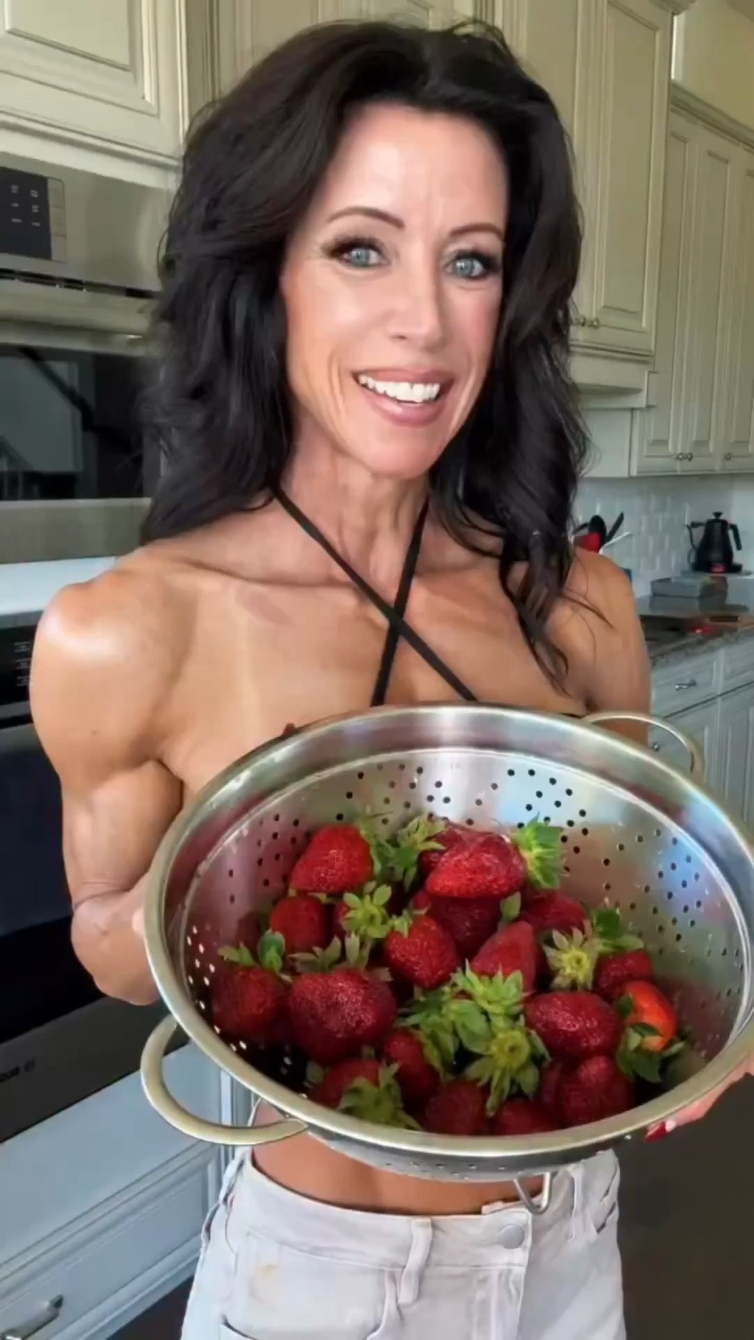 Produce prep! USA PANS. Roasting pans. Meal prep. Healthy baking

#LTKfoodie #LTKHome #LTKOver40