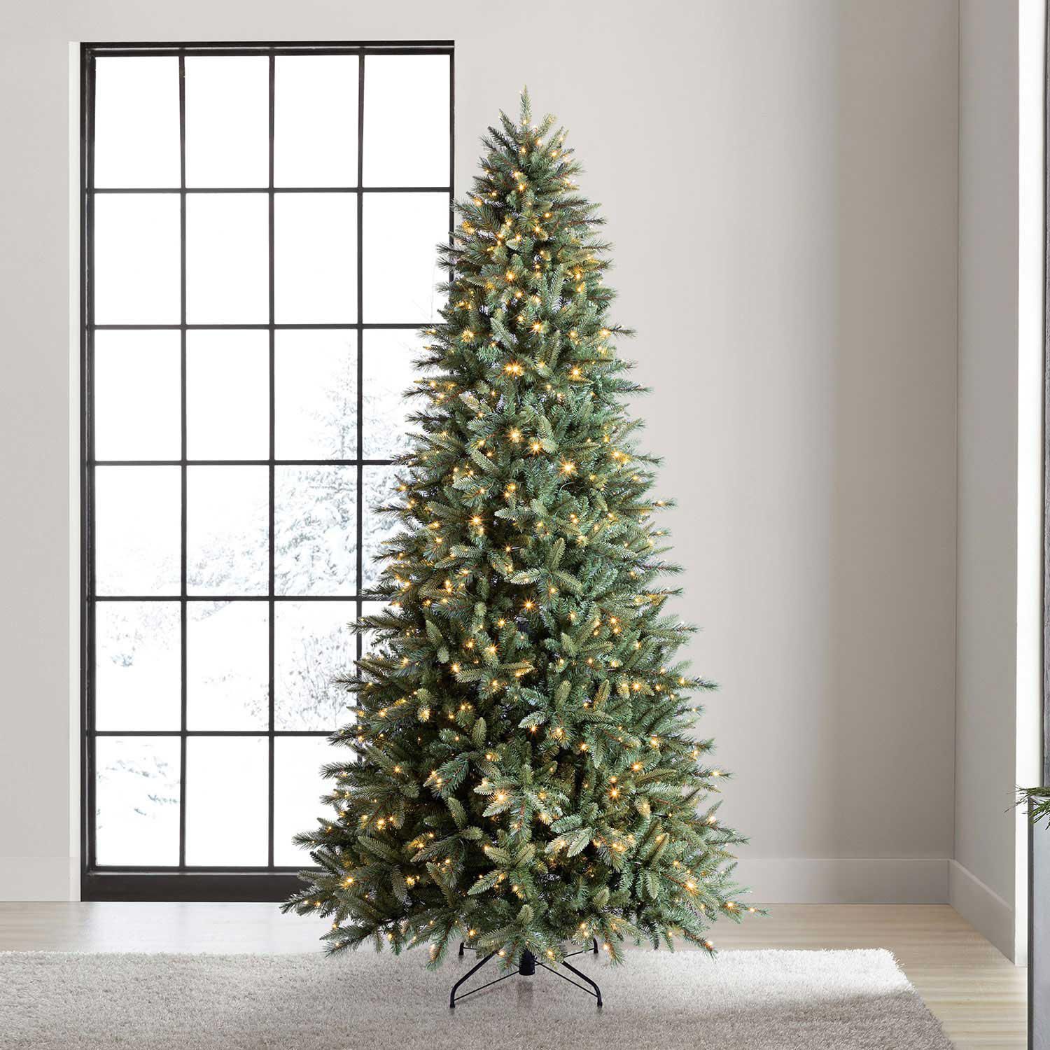 Member's Mark 9' 800 LED Pre-Lit Grand Spruce Christmas Tree | Sam's Club