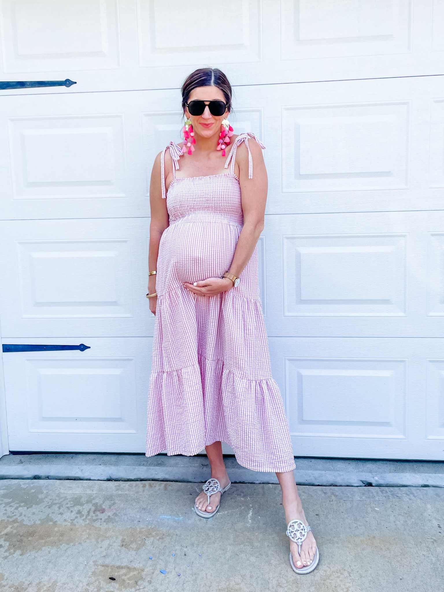 Shop this darling maternity dress and sparkle Tory Burch sandals below!

Dress-medium (tts)
Shoes-8 (tts)


#LTKStyleTip #LTKShoeCrush #LTKBump