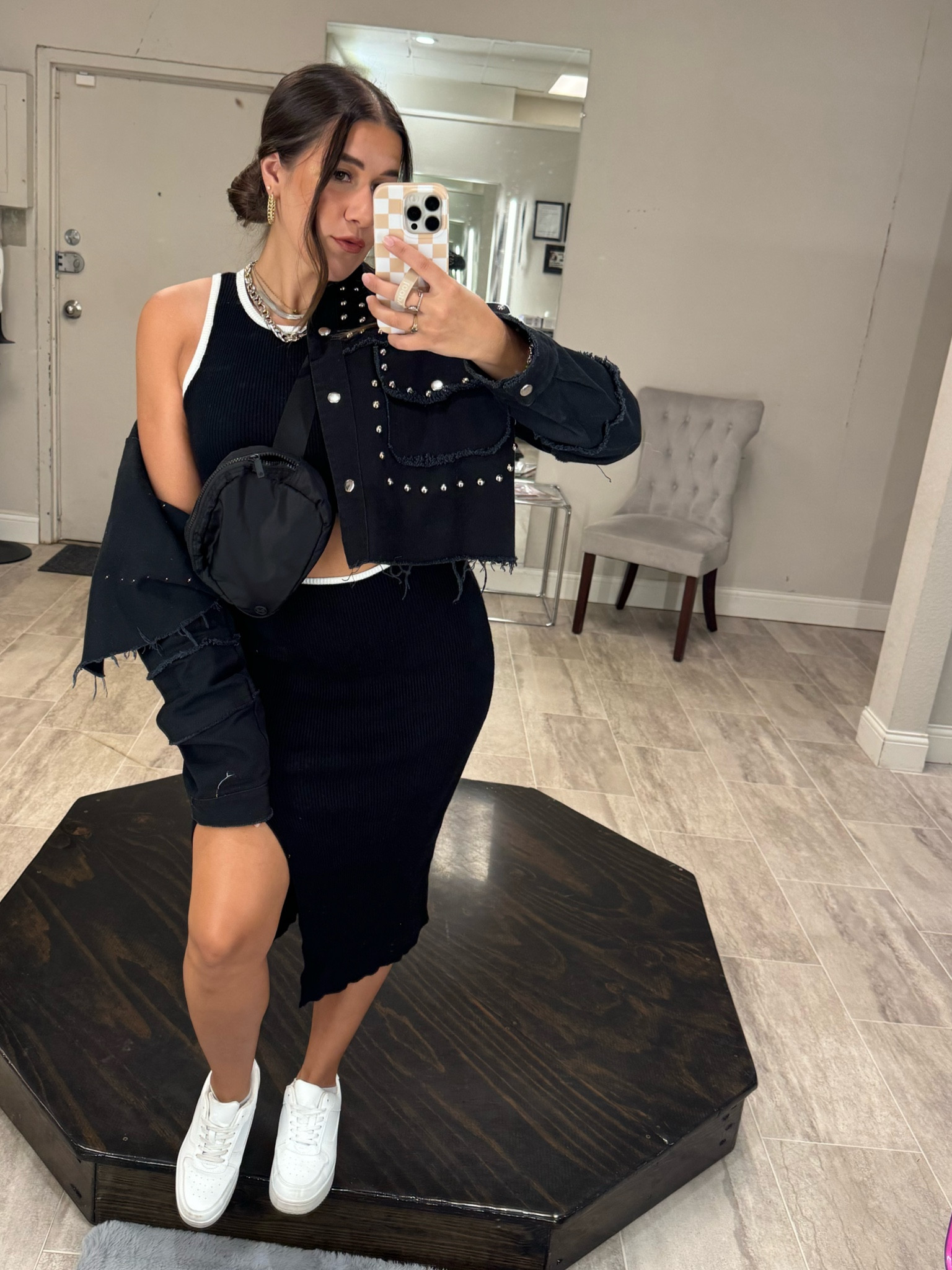 Cutie work fit  🖤♠️ 

Everything TTS
Dress: size small
Jacket: size small (few years old so similar options linked)
Shoes: size 6