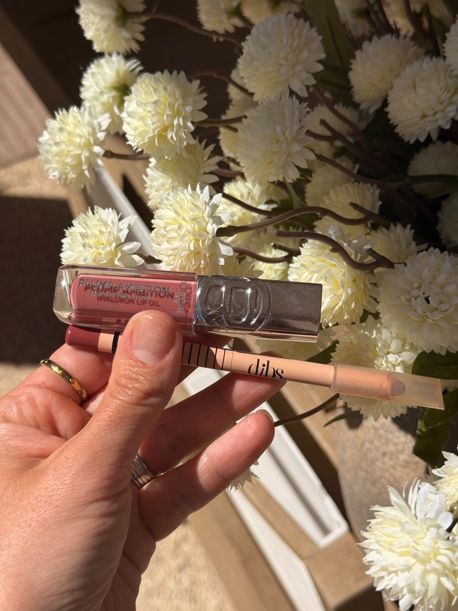 My recent go-to lippy // @DIBS Beauty lip liner in DEBRIEF & Loreal gloss in WORTH IT

MAKEUP 
BEAUTY 



#LTKBeauty #LTKselfcare