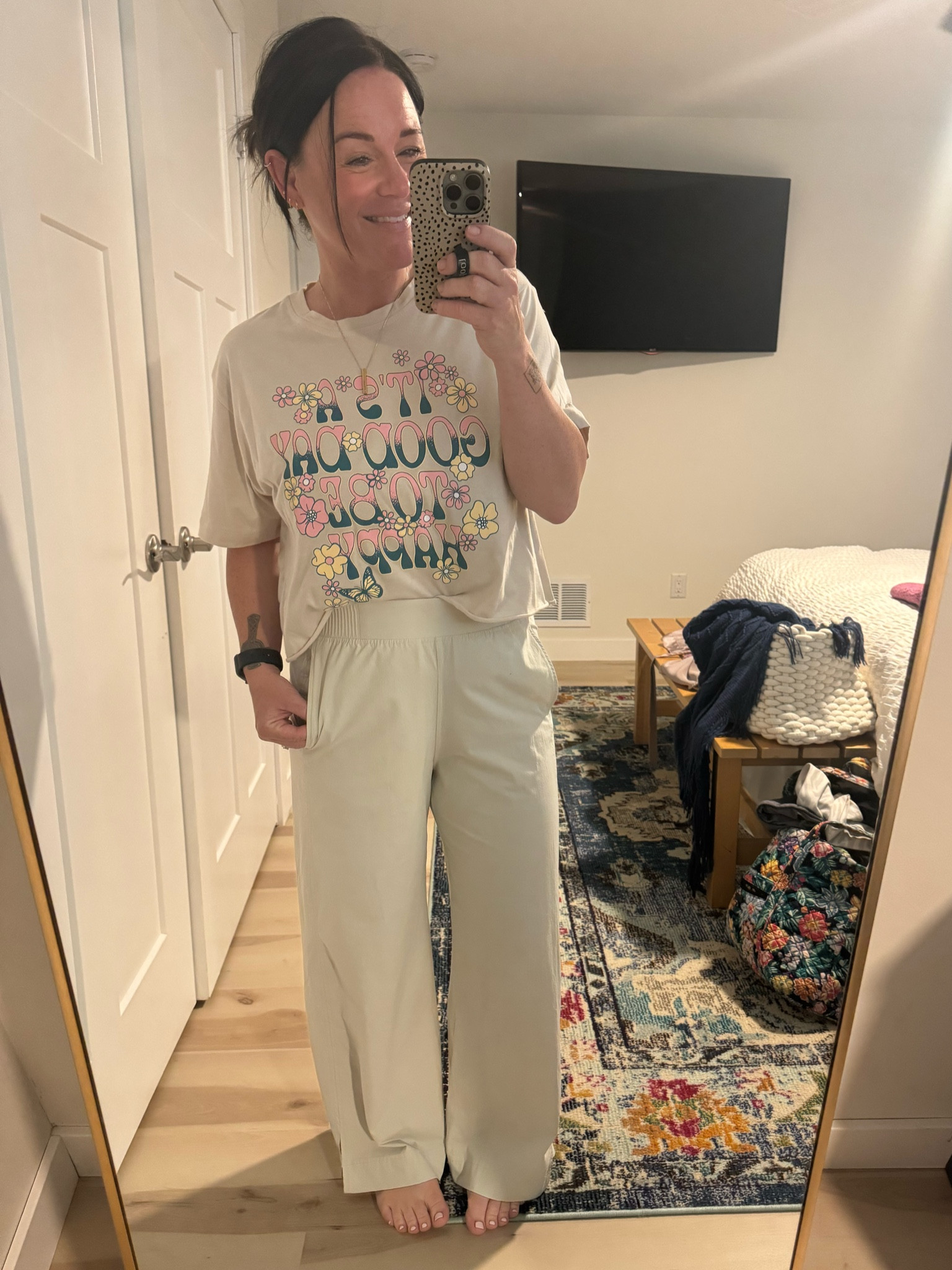 Wide leg pants perfect for work or running errands! Pair with a cute graphic tee & sandals or trendy sneakers. 

#LTKStyleTip #LTKFindsUnder100 #LTKSaleAlert