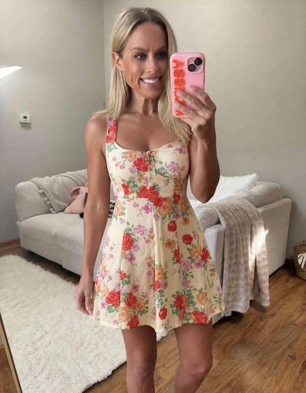 Ok, this Old Navy fit and flare dress is on major sale, starting at just $7.97 😳 and couldn’t be cuter! Very flattering cut that works for all body types - and it has pockets! Tons of color options and available in tall and petite sizes! #ad

#LTKootd #LTKPetite #LTKOver40