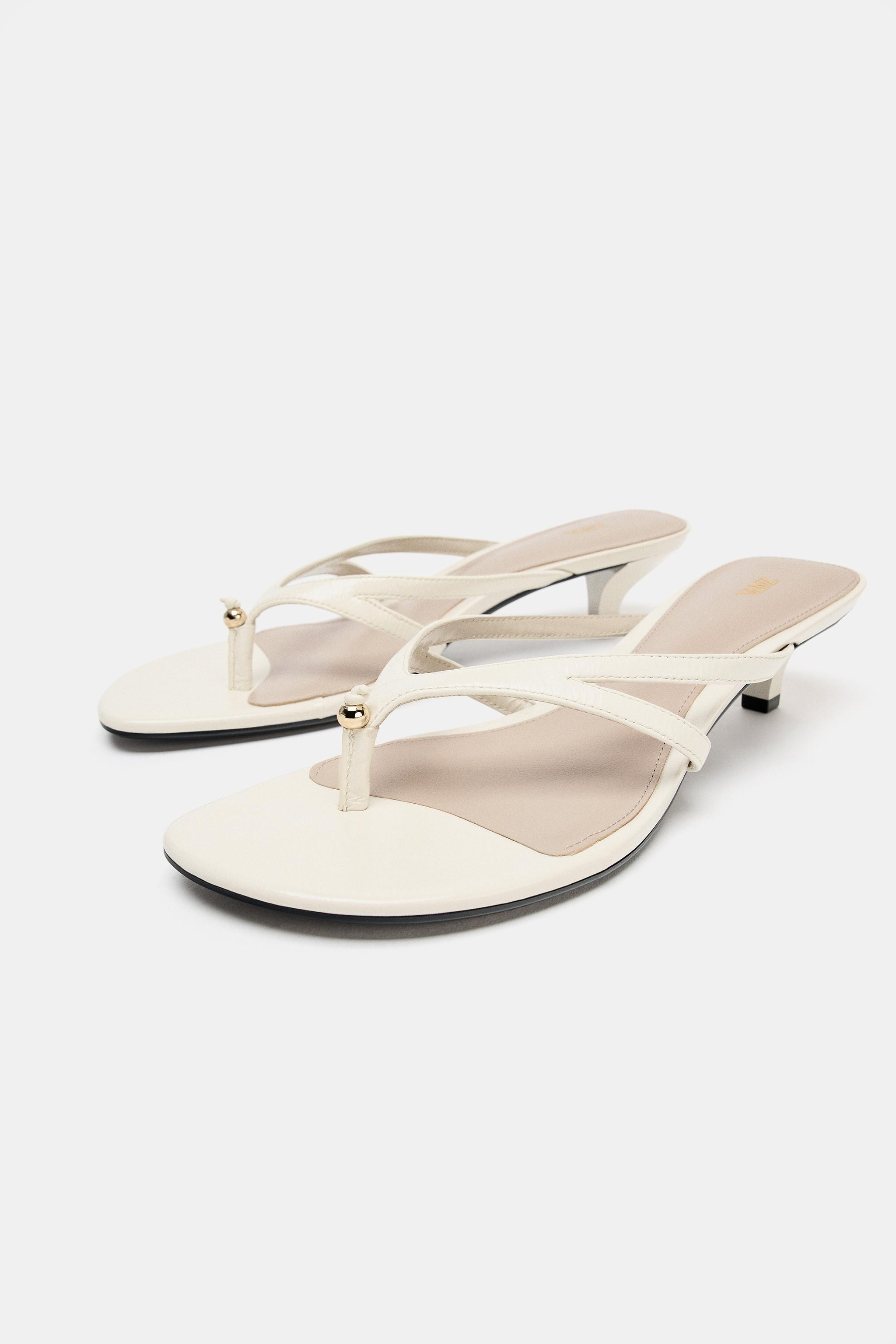 LEATHER SANDALS WITH METAL DETAIL | Zara UK