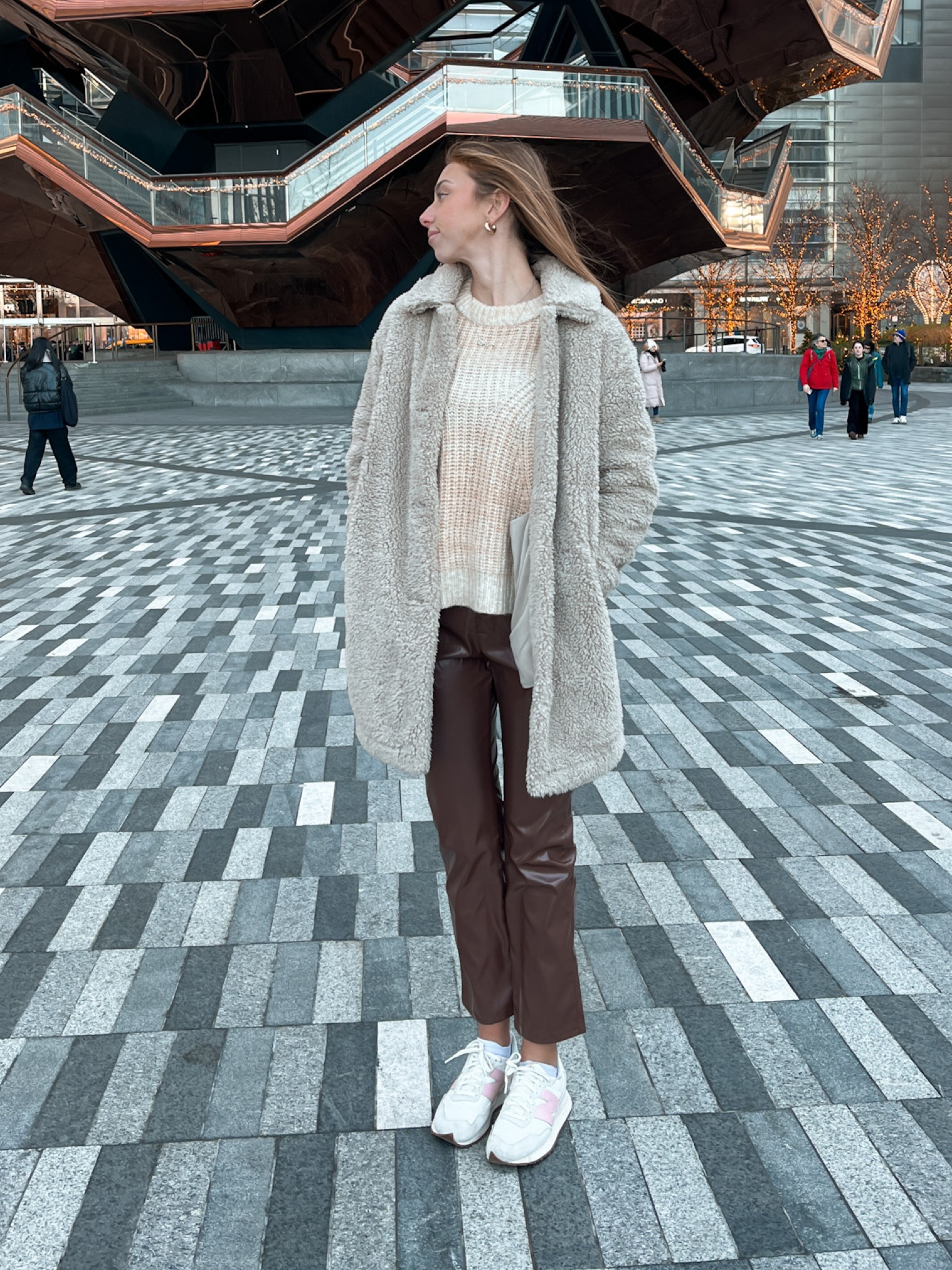 pants : princess Polly sweater : target jacket : Uniqlo🫶🏼🌆 #nycfashion 

#LTKbeauty #LTKSeasonal