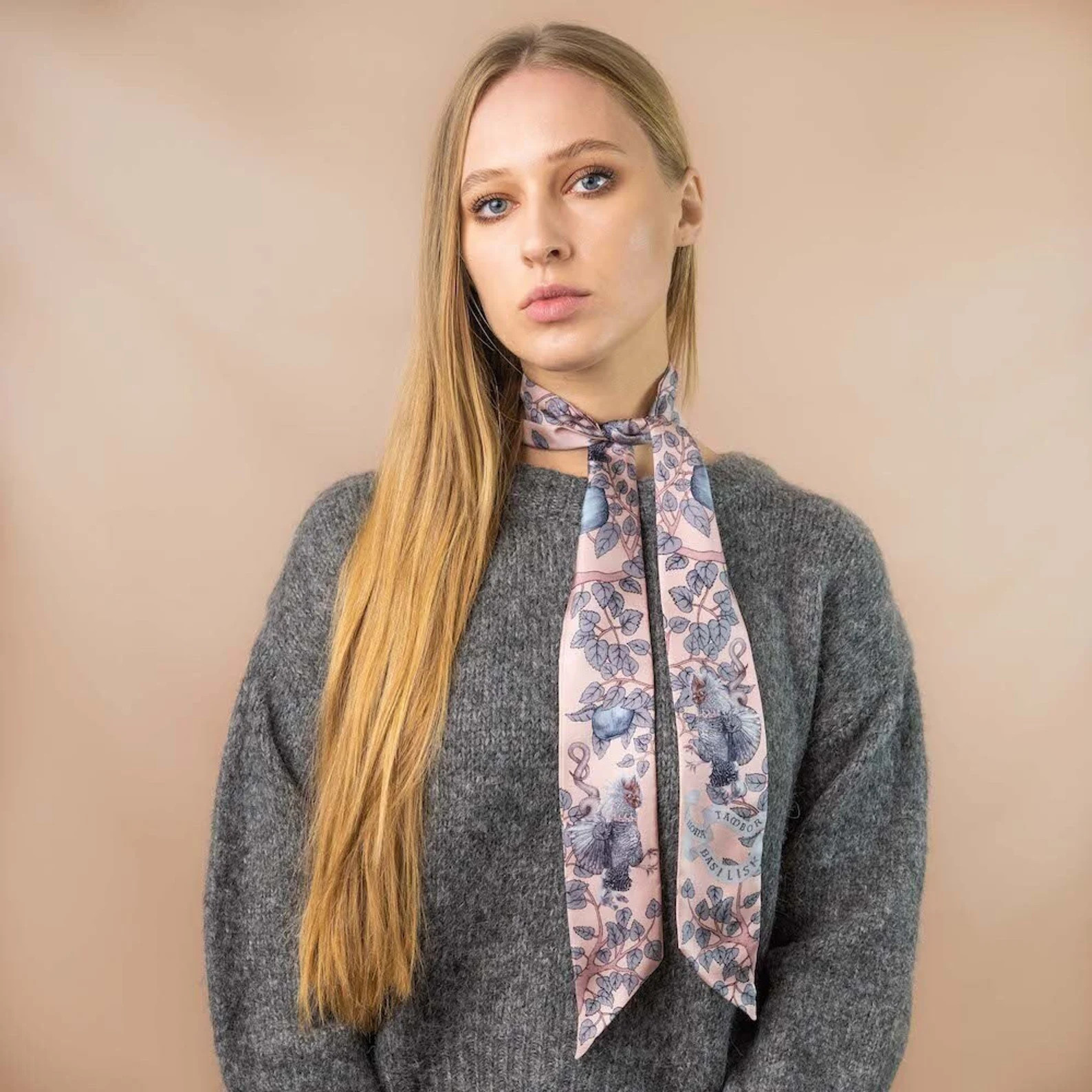 100% Mulberry zijden sjaal Griffin & Basilisk roze sjaal - Etsy Nederland | Etsy (NL)