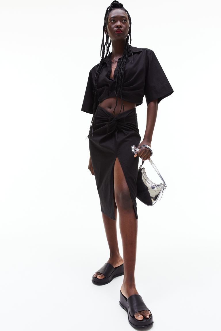 New ArrivalCalf-length skirt in a linen and cotton weave. High waist with a decorative knot detai... | H&M (UK, MY, IN, SG, PH, TW, HK)