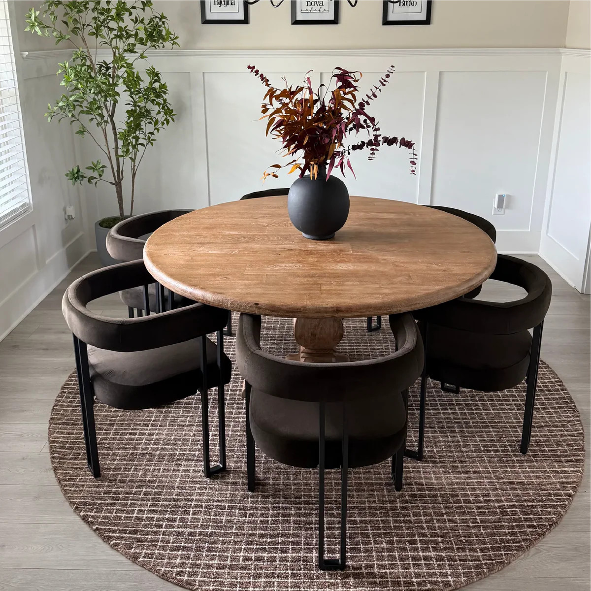 Dwen 46" Modern Round Pedestal Dining Table | Pop Maison