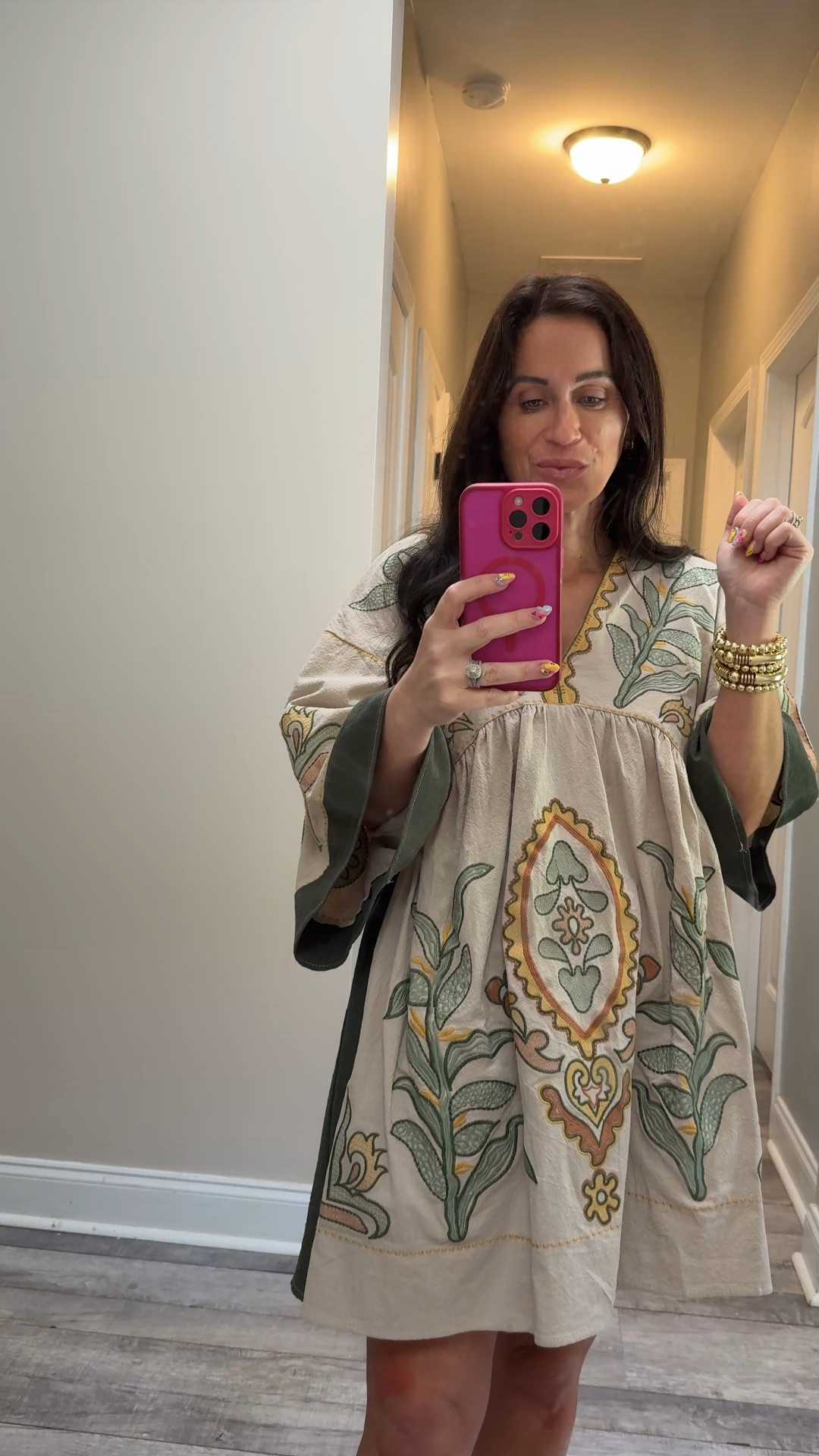 Easy, breezy & boho 🌿✨ This embroidered tunic dress is the perfect mix of comfy and cute for summer days! Linking this look + similar styles for your weekend wardrobe.
#LTKStyle #SummerLook #BohoChic #OOTD #WeekendVibes #LTKFinds