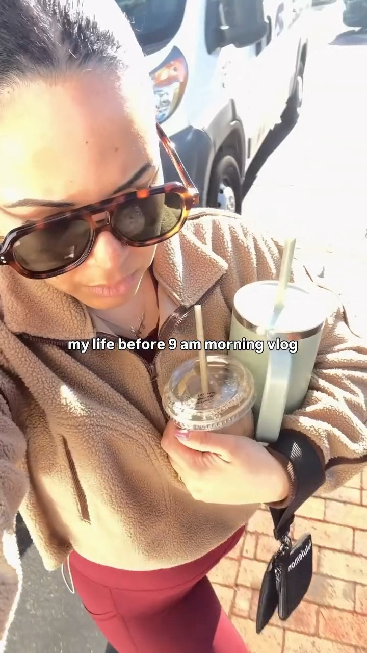 I hate when I have to do laundry, it is my least favorite chore! Can’t be the only one, right? 
⠀⠀⠀⠀⠀⠀⠀⠀⠀
#morningvlog #dayinthelife #momlife #millennialmom 
⠀⠀⠀⠀⠀⠀⠀⠀⠀
morning vlog, day in the life, mom life, millennial mom