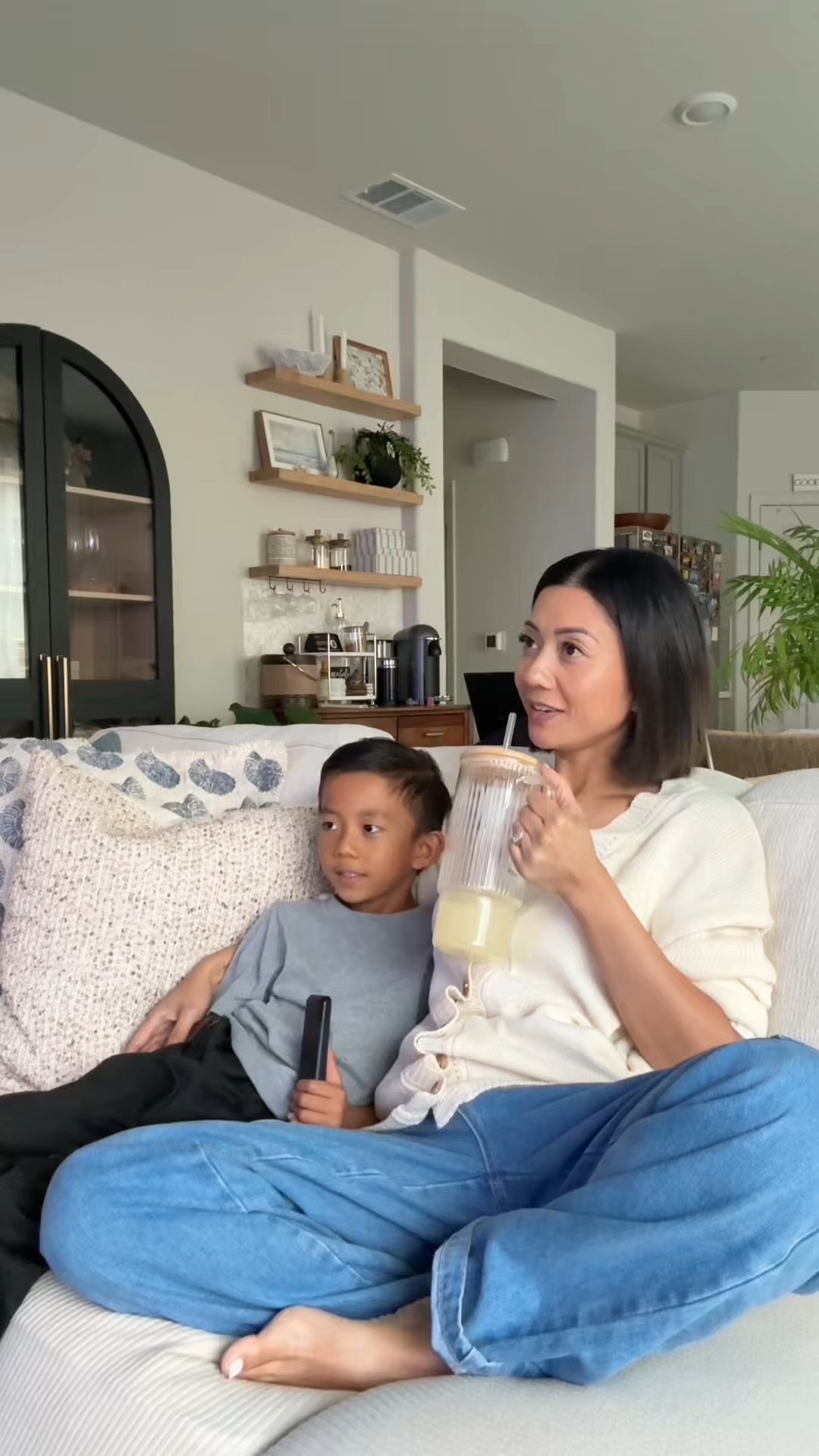 The @airdoctorpro 3500 is a MUST HAVE if you’ve got kids + pets. This air purifier uses a 3 stage filtration to remove pollen, dust, allergens, smoke and dander. 

It automatically senses when the air quality is bad with a light indicator. So quiet and easy to replace the filters! 

#airpurifer #airdoctor #parenthack #petowner #cleanair 

#LTKGiftGuide #LTKFamily #LTKKids