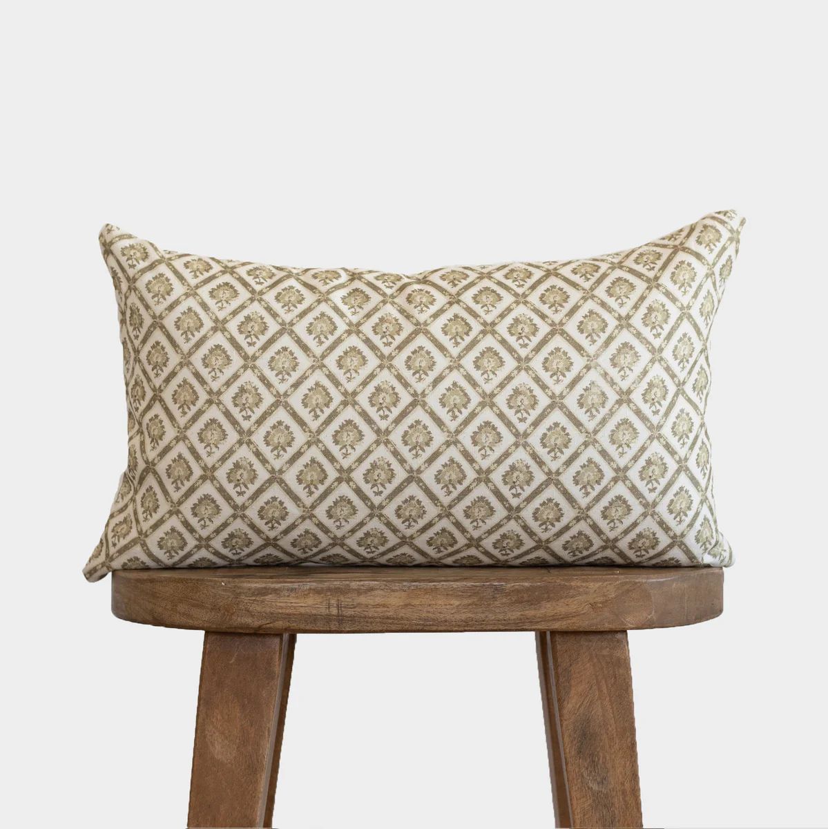 Elise in linen - lumbar - 12x20" | 12x40" | Woven Nook