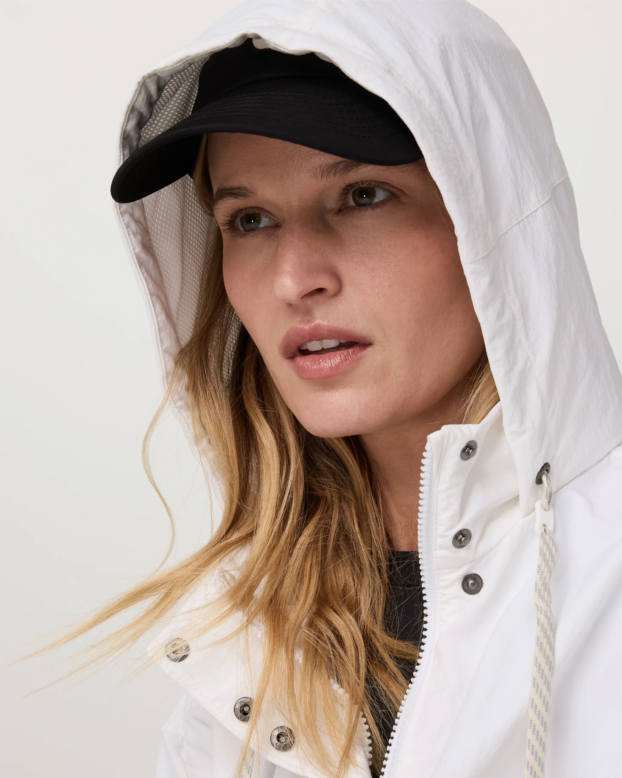 Bayside Jacket – Women's White Shell Jacket – Jackets & Hoodies – Vuori | Vuori Clothing (US & Canada)