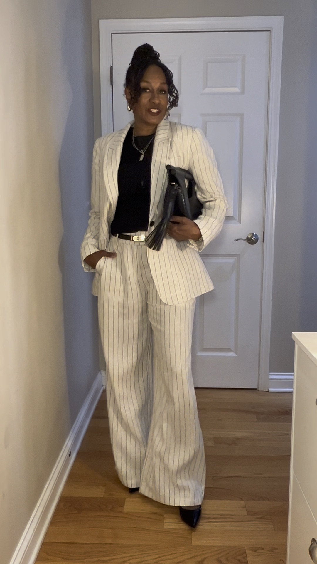 Building on this suit from Walmart. I love linen in the spring and summer and Scoop is bringing it!! Pairs with MK pumps and Ulla Johnson handbag I’m ready for the workday. 

#LTKFindsUnder50 #LTKOver40 #LTKVideo