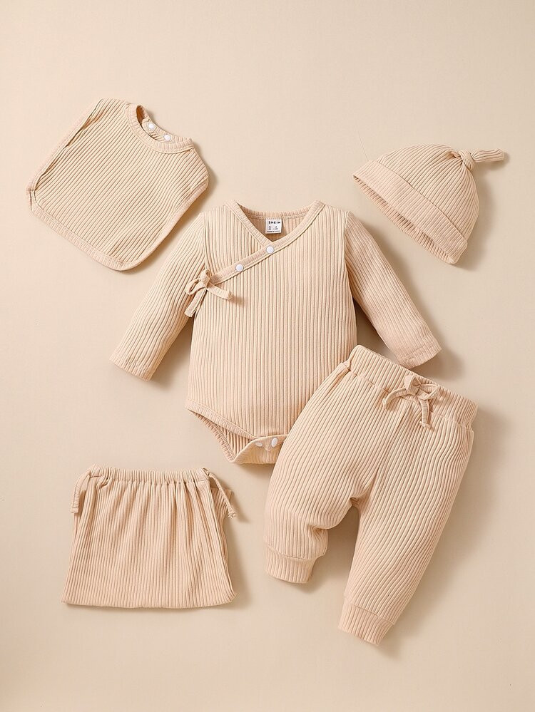 Newborn Baby Knot Front Bodysuit & Pants & Hat & Bib & Bag | SHEIN