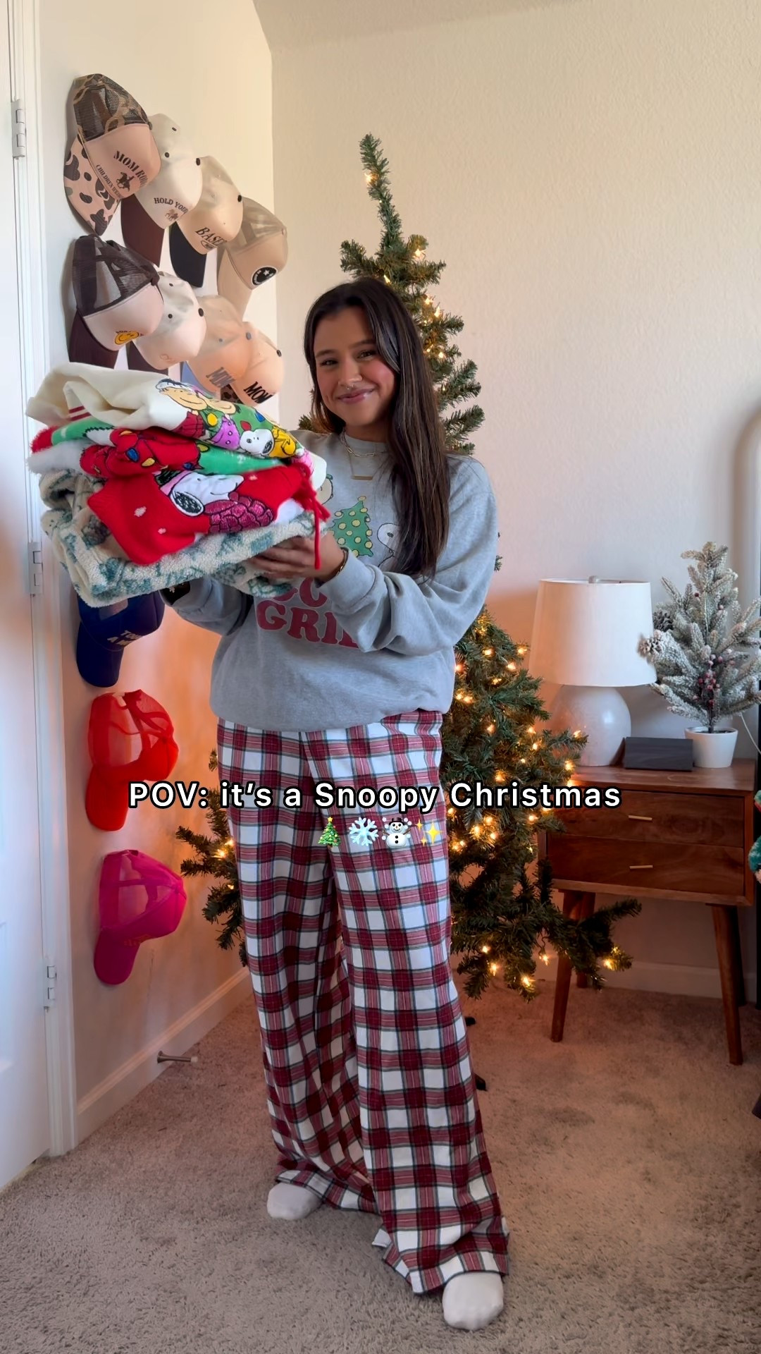 Snoopy Christmas 🎄

#LTKHoliday #LTKgrwm #LTKGiftGuide