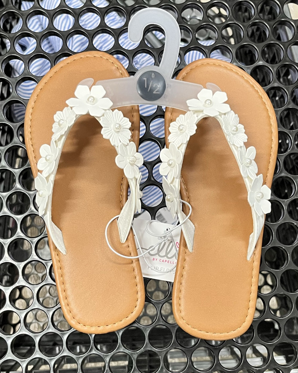 Girls white flip flops @Kohl's both are on sale today!

Girls summer sandals, girls rhinestone flip flops , girls flower flip flops, beach wedding, destination wedding, flower girl shoes.

#LTKWedding #LTKKids #LTKSaleAlert