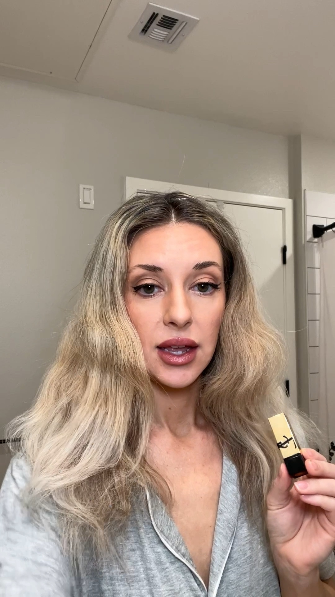 Showing you how I do my hair when I’m short on time 

#LTKBeauty #LTKFindsUnder100