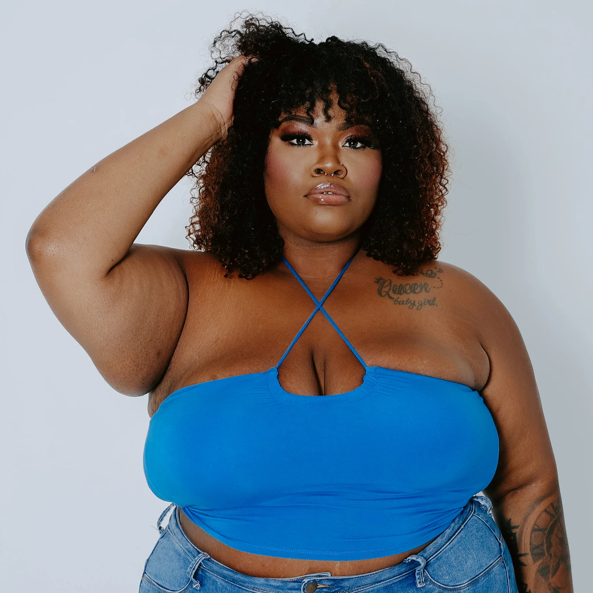 Criss Cross Halter Brami (Crop) | Klassy