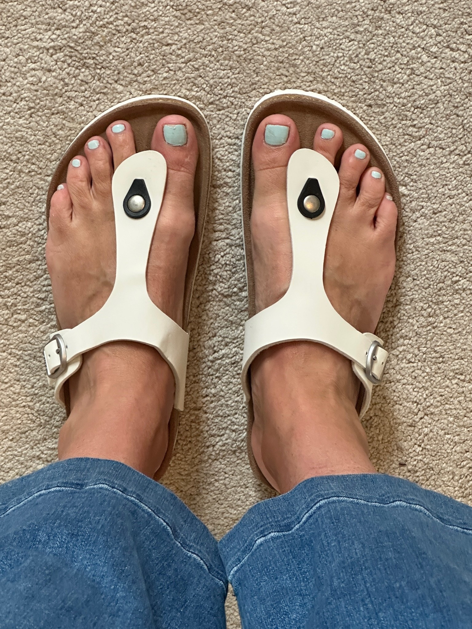 @Fitory sandals truly make you feel like you’re walking on air. The comfort + style is a must for my wardrobe this spring and summer.